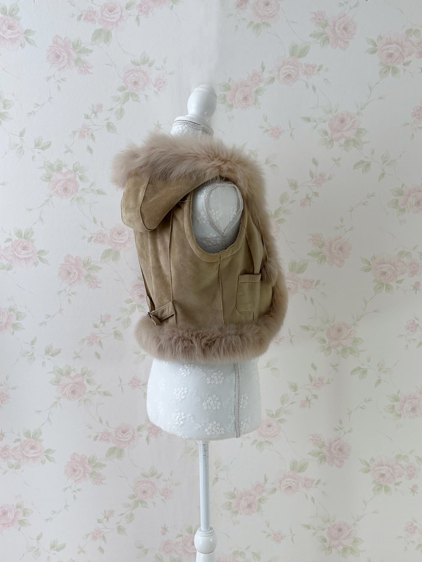 CECIL McBEE Deer Fur Vest