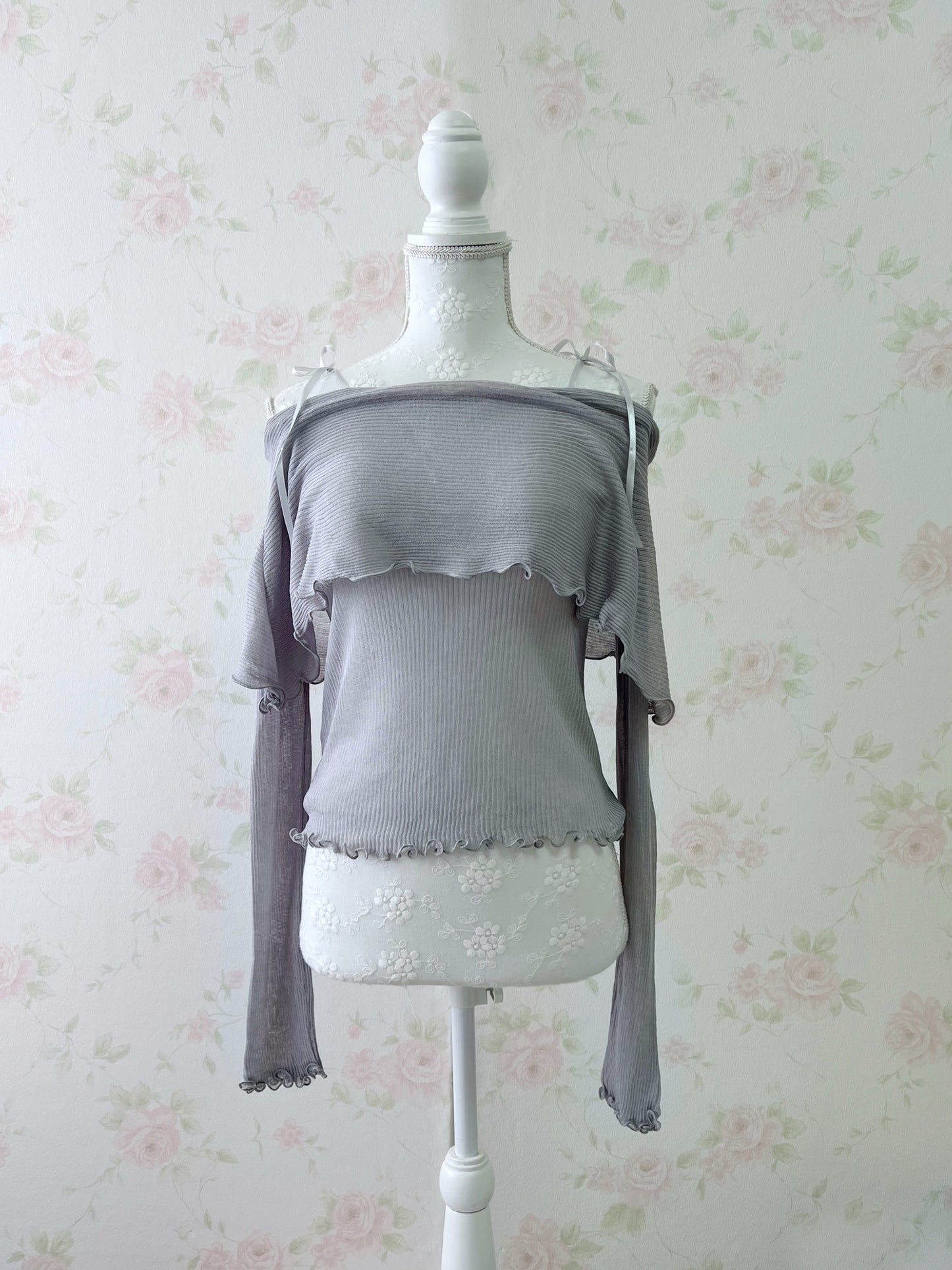 (13% OFF) GRL Mellow Off Shoulder Top (Gray)