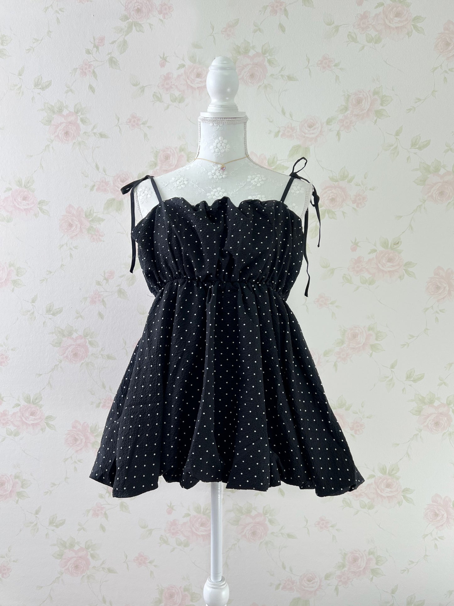 GRL Polka Dot Balloon Tunic Top (Black)