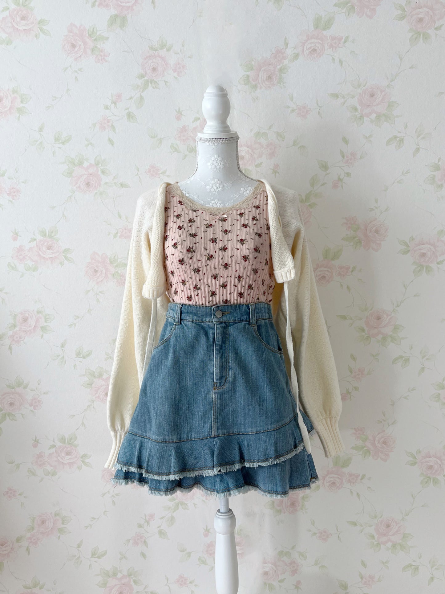 L’EST ROSE Petite Rose Cotton T-Shirt
