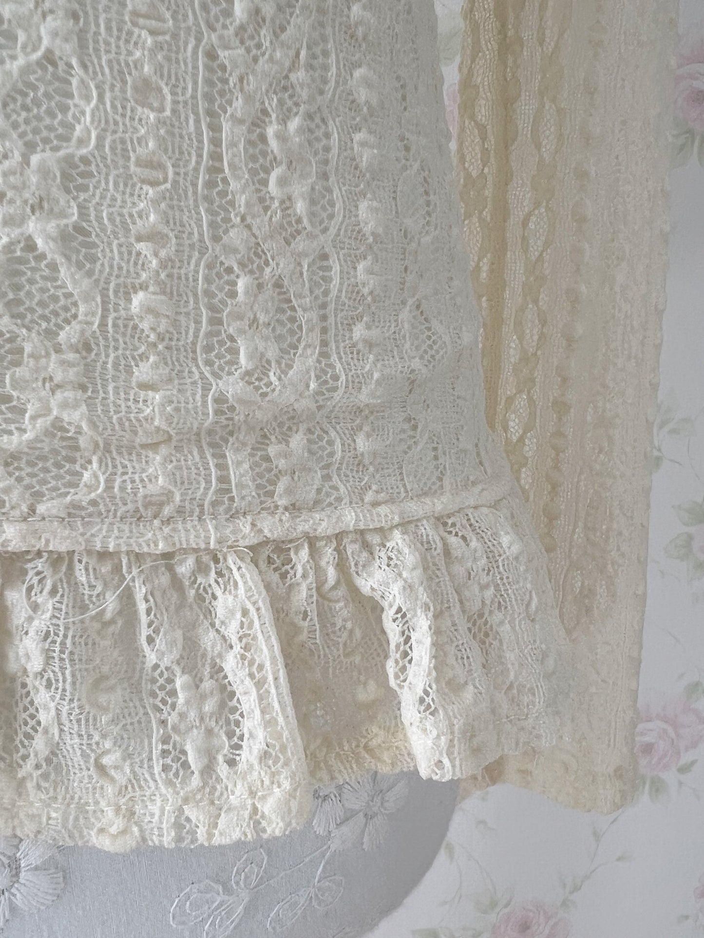 LIZ LISA Lacy Pearl Button Up Top (Ivory)