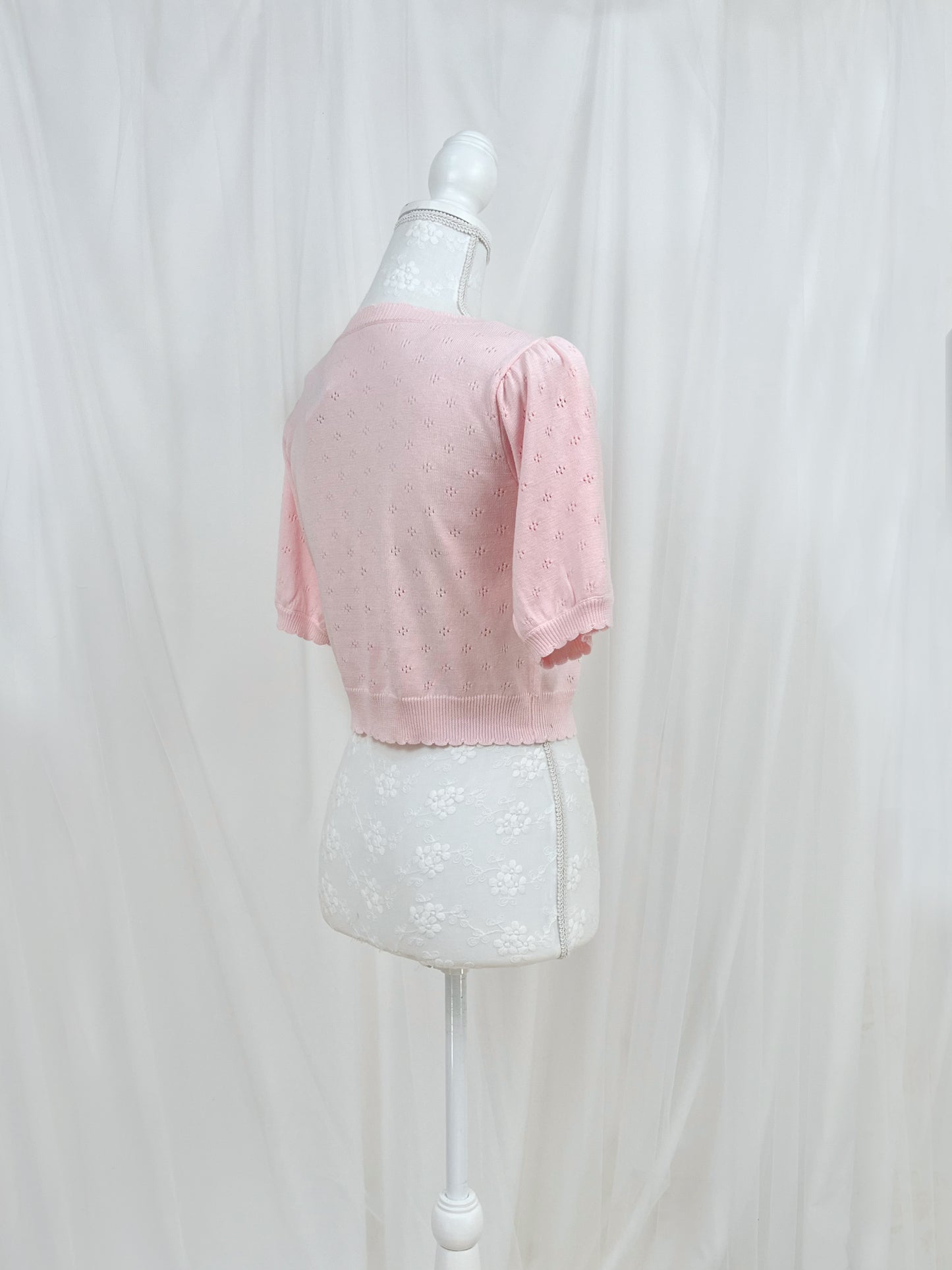 (15% OFF) MAJESTIC LEGON Hello Kitty Cardigan (pink)