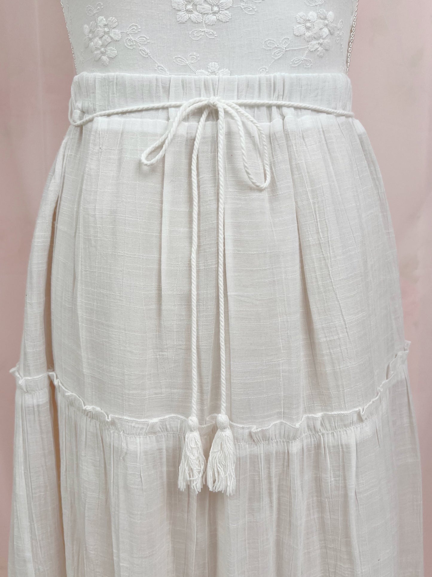 <33% OFF> pink adobe Airy Long Skirt (White)