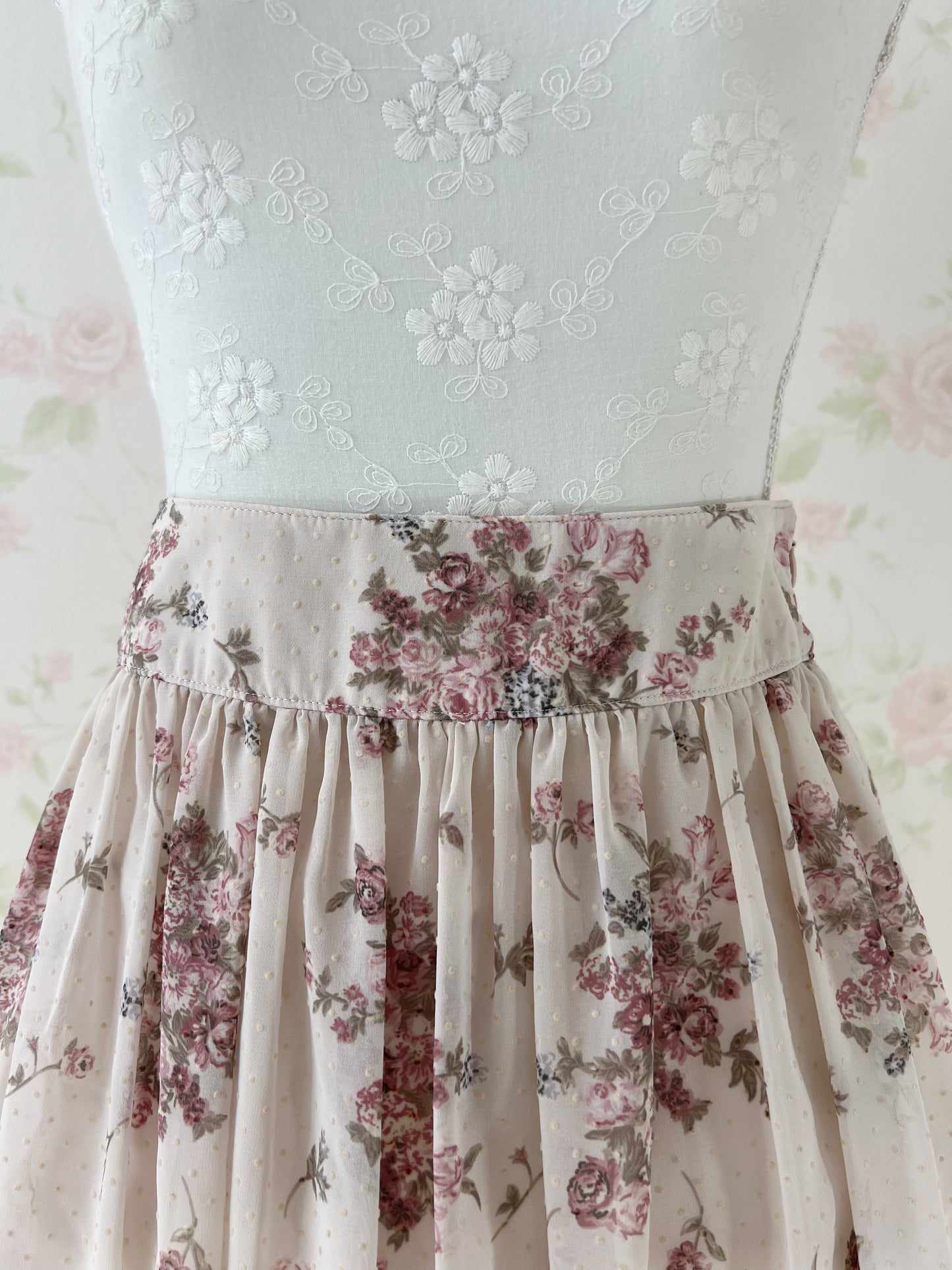 L'EST ROSE Chiffon Antique Rose Skirt