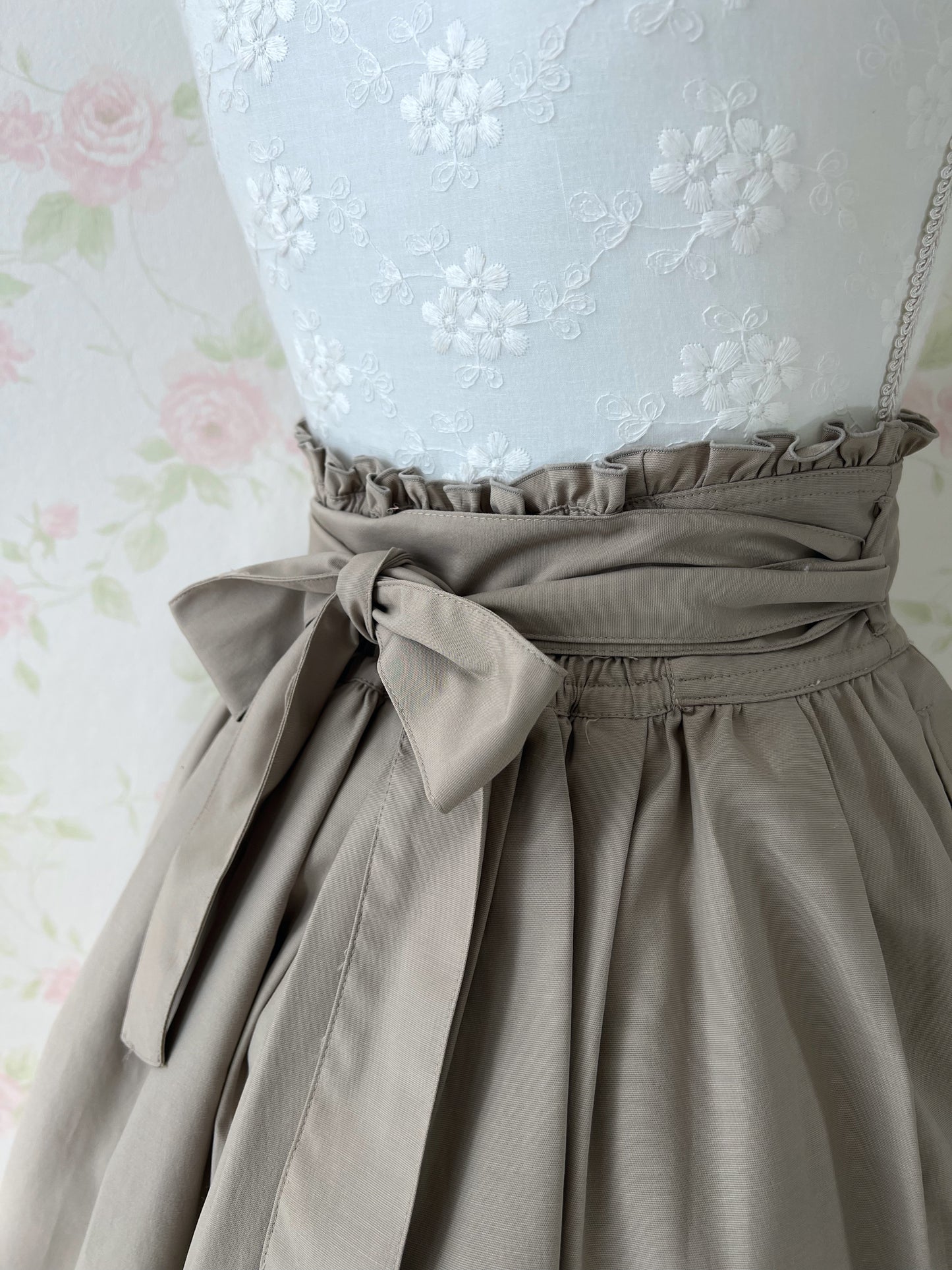 L’EST ROSE Button Up High Waist Skirt