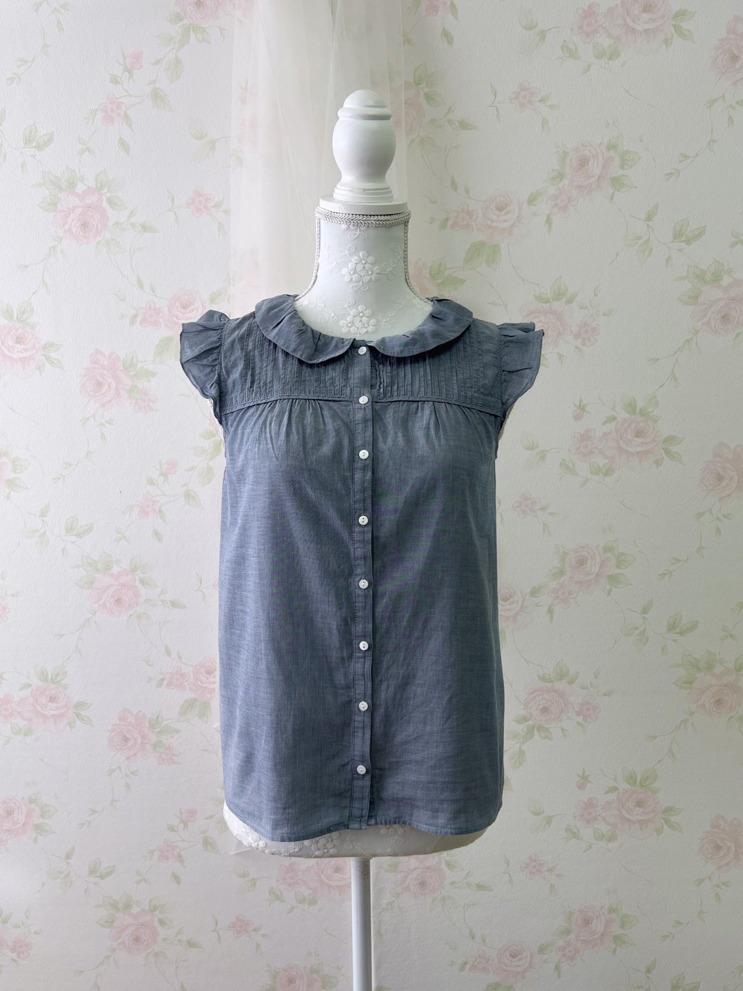 earth music&ecology French Sleeved Blouse (Blue)