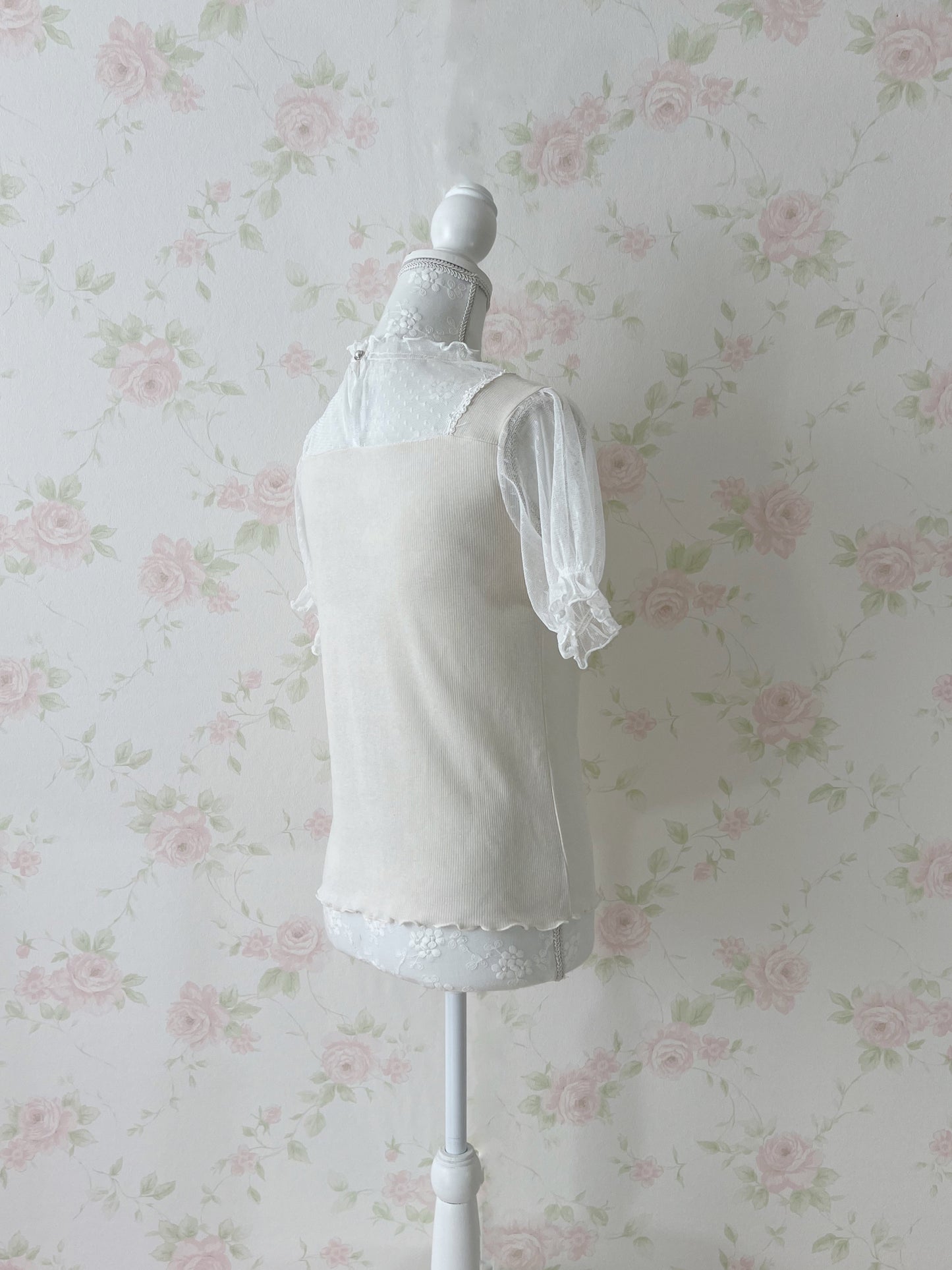 axes femme Tulle Sleeved Top
