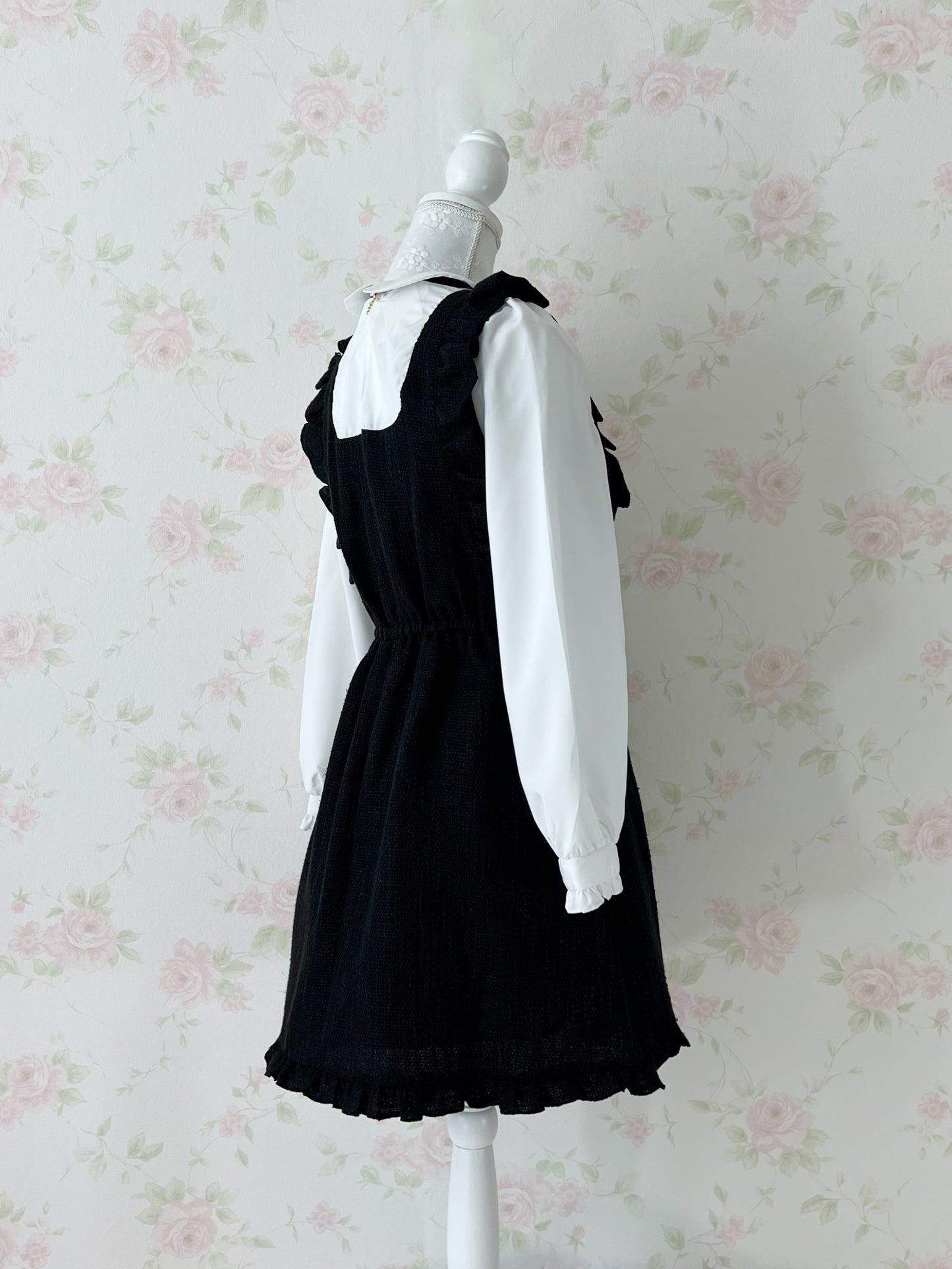 majoretty Jiraikei Tweed Dress (Black)
