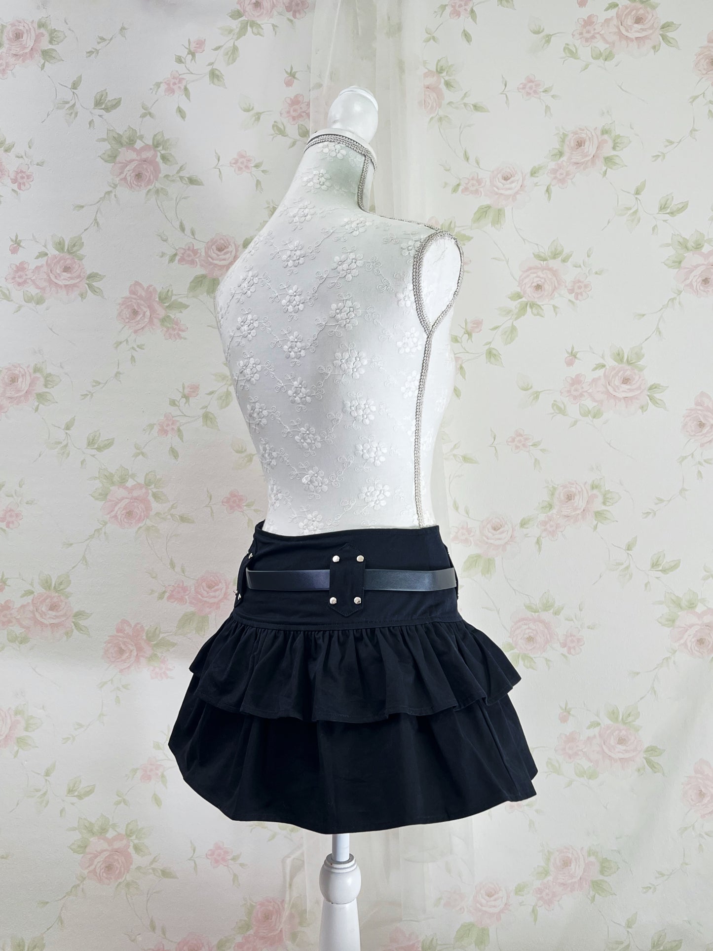 GRL Cotton Tiered Skirt With Belt (Black)