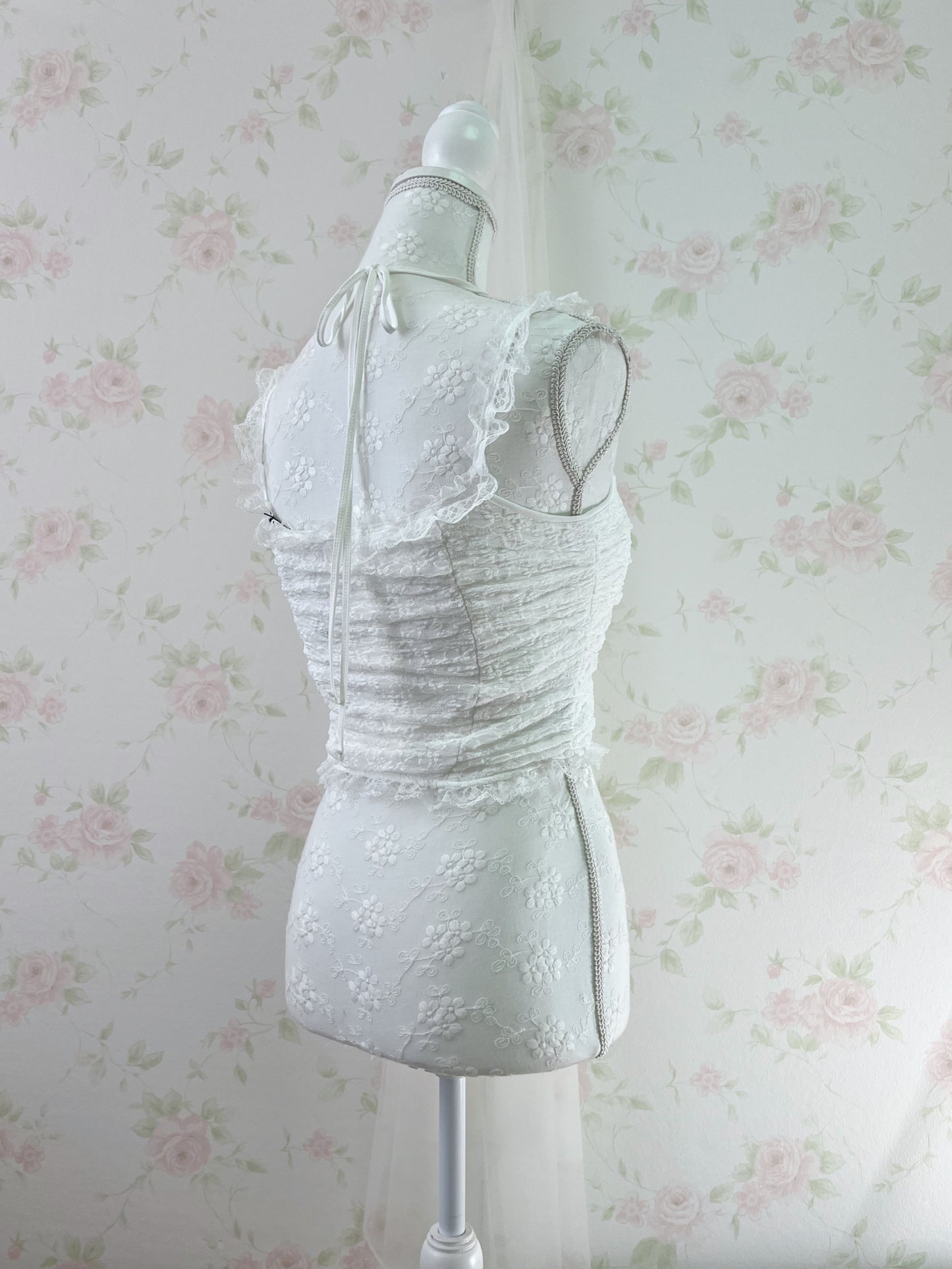 GRL Lacy Halter Neck Camisole (White)