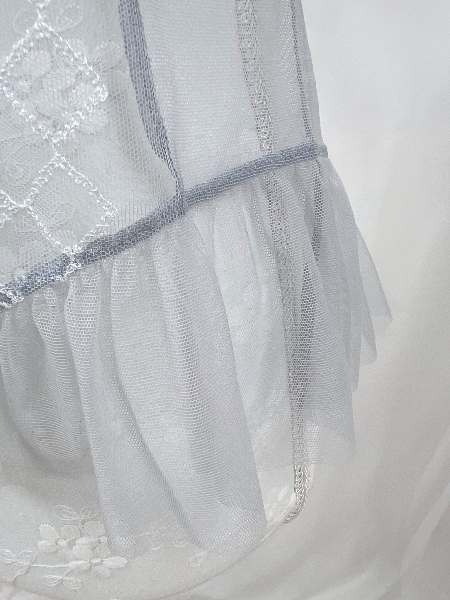 <30%OFF> Triumph Tulle Tiara Laced Up Camisole