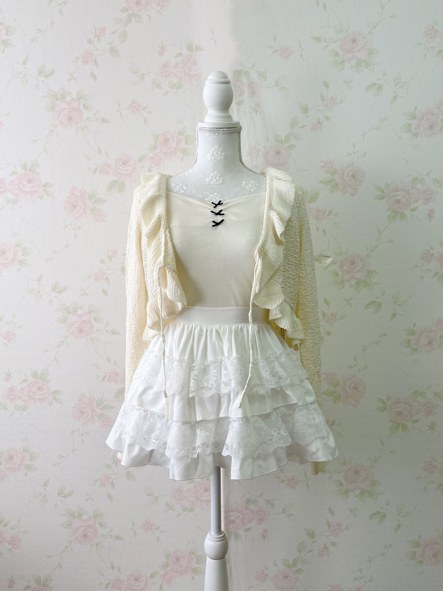 Ank Rouge Strapped Short Top (Ivory)