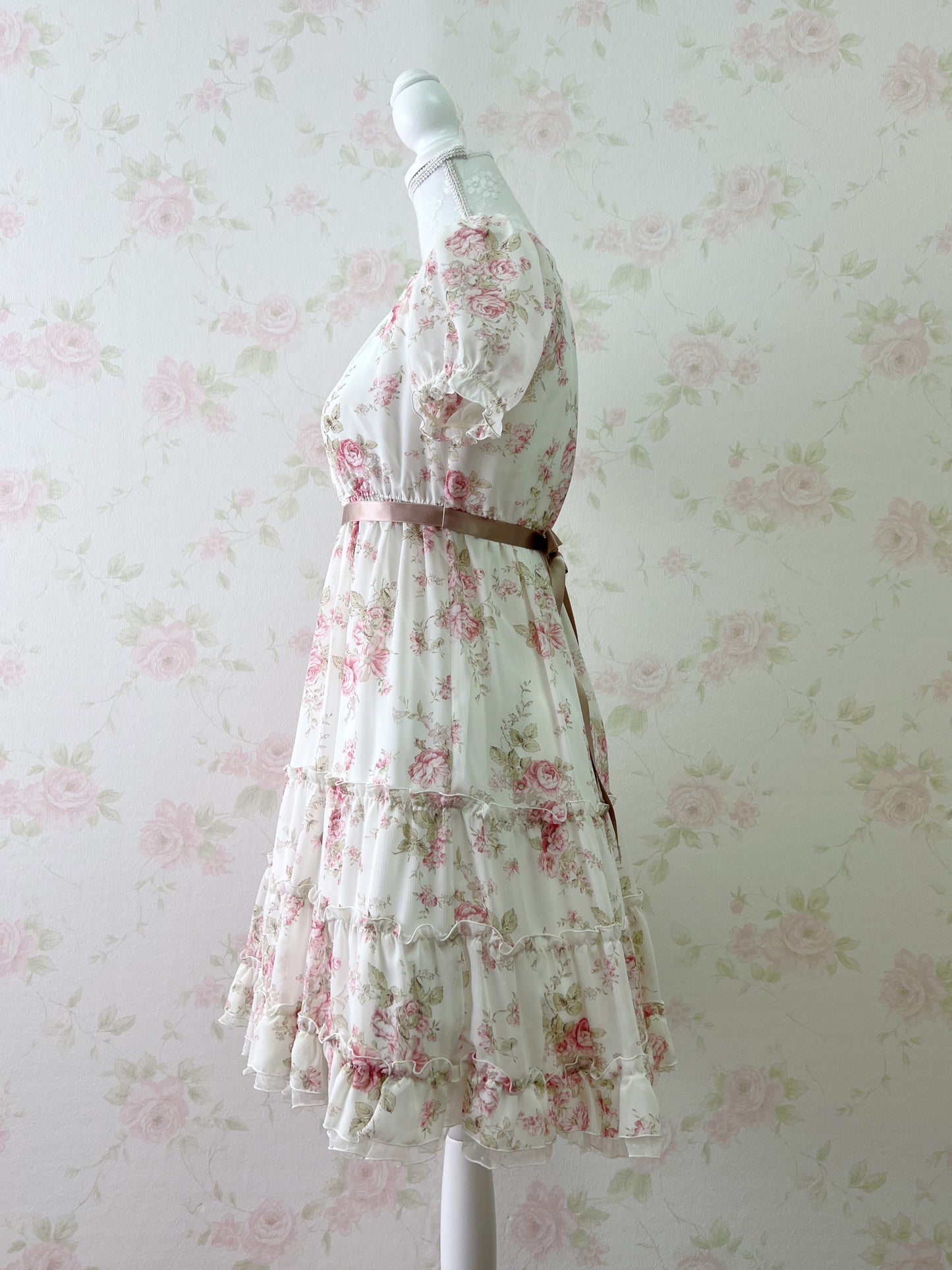 L’EST ROSE Princess Puff Sleeved Chiffon Dress (Ivory)