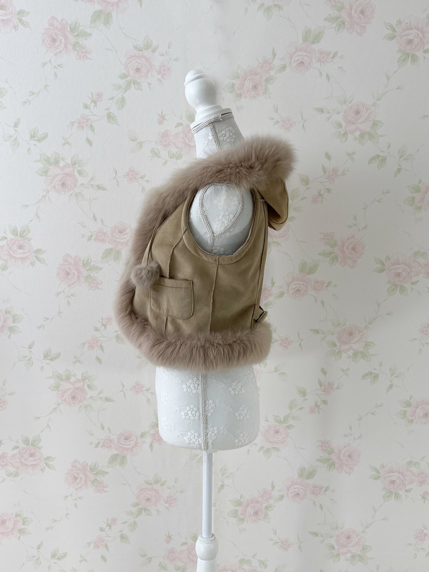 CECIL McBEE Deer Fur Vest