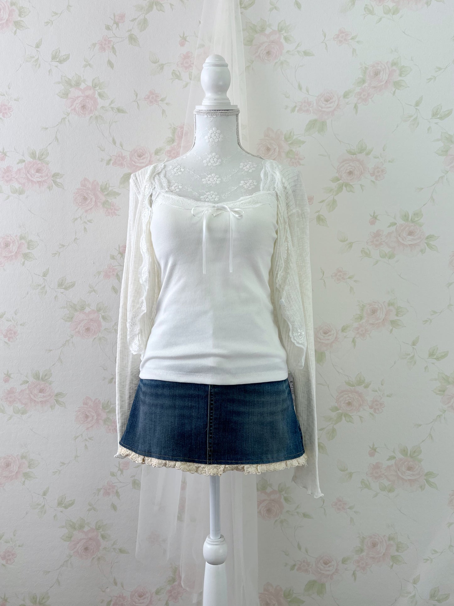 GRL Lacy One Button Cardigan (Ivory)