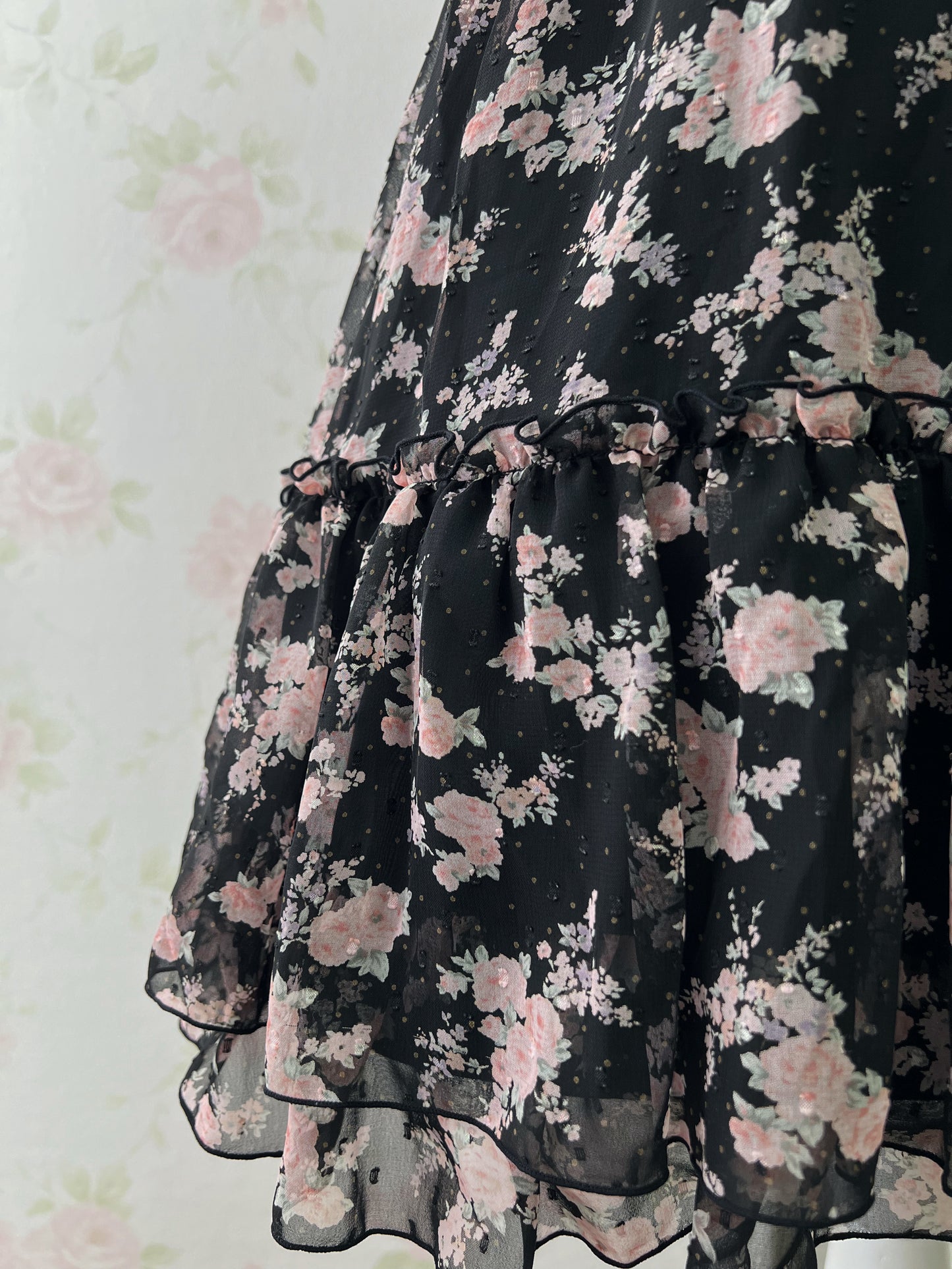 L’EST ROSE Petite Floral Camisole Dress (Black)