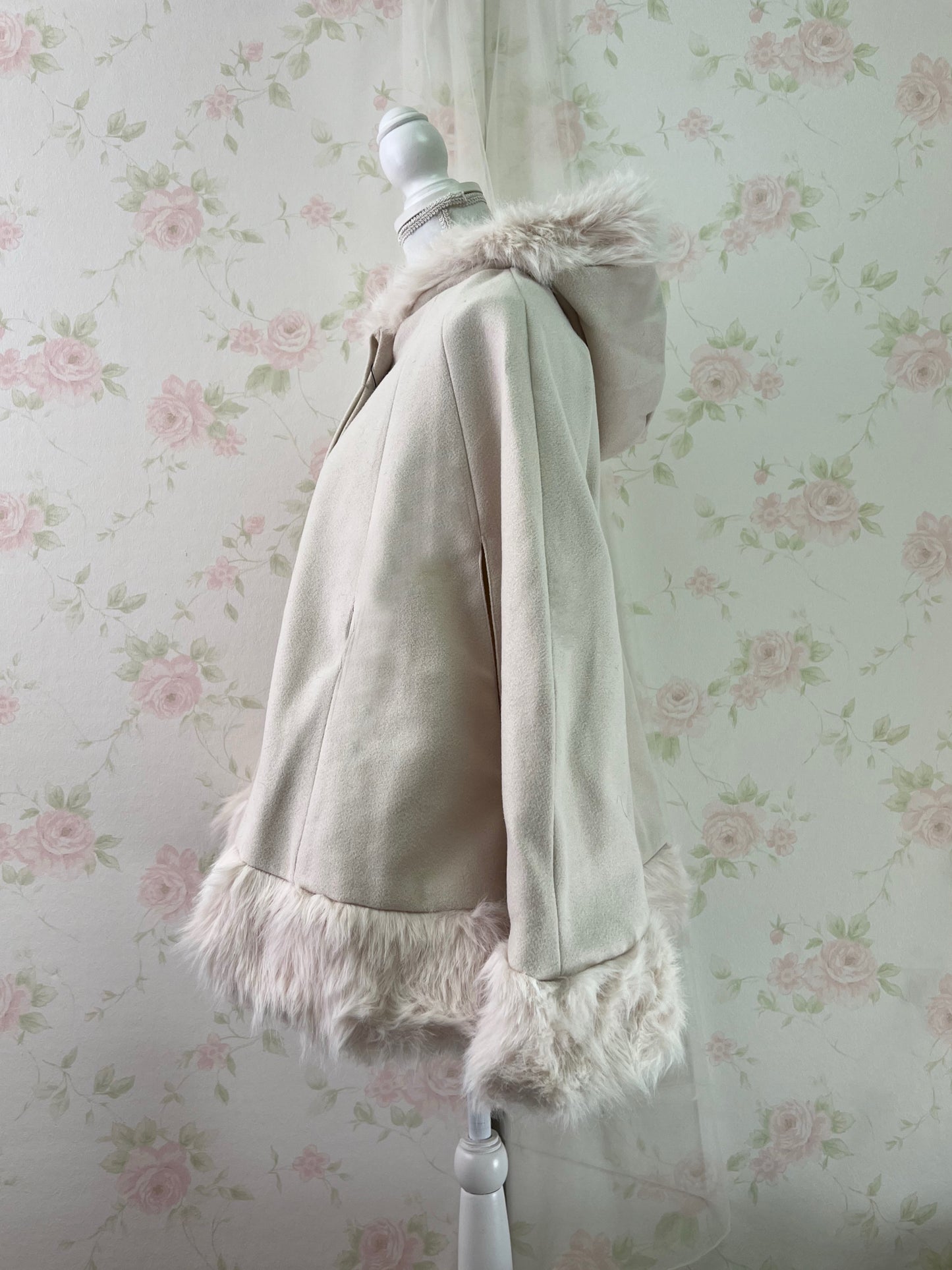 GRL Fake Fur Hood Poncho Coat (Ivory)