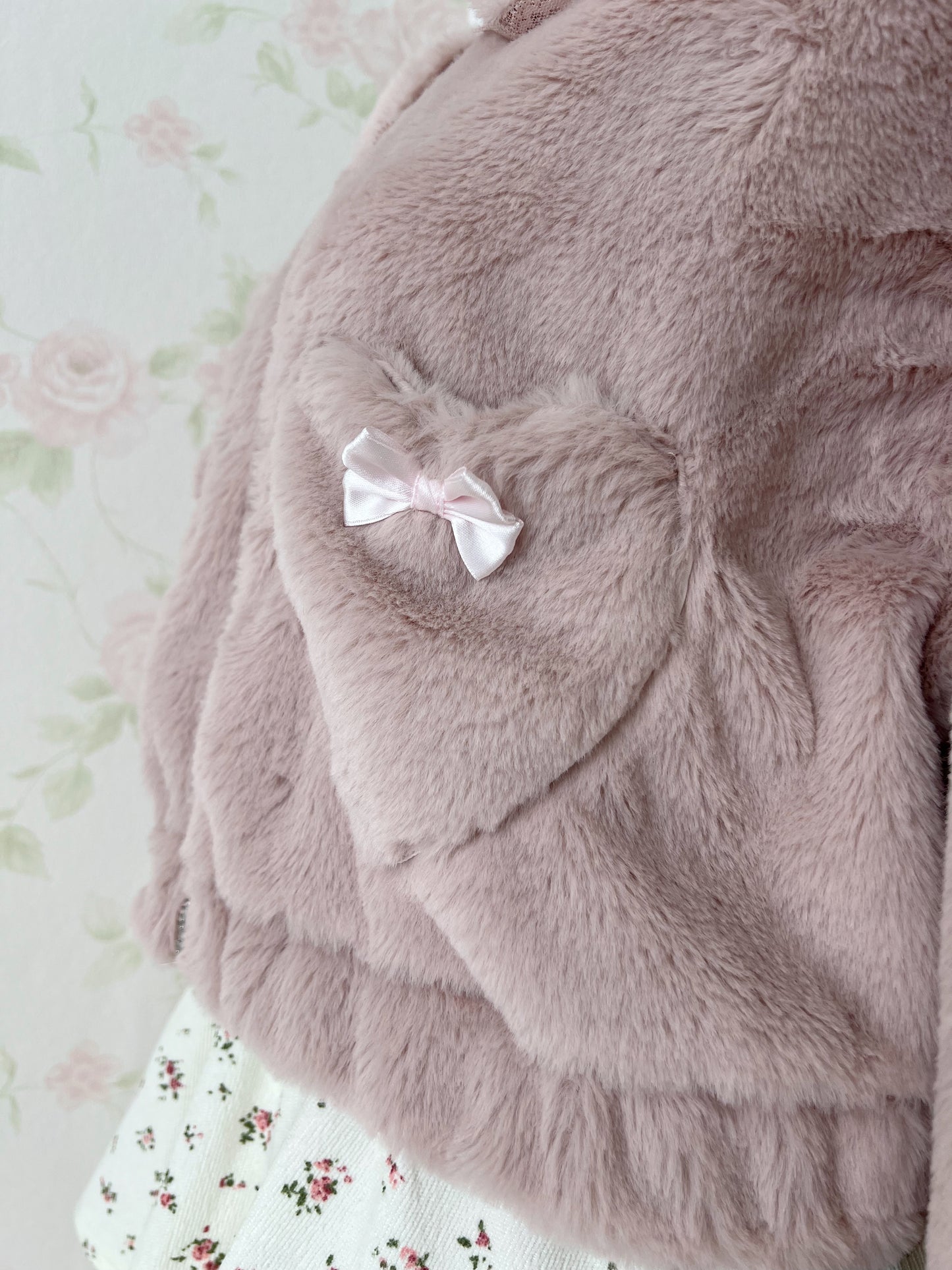 majoretty Lacy Sailor Collar Eco Fur Jacket (Pink)
