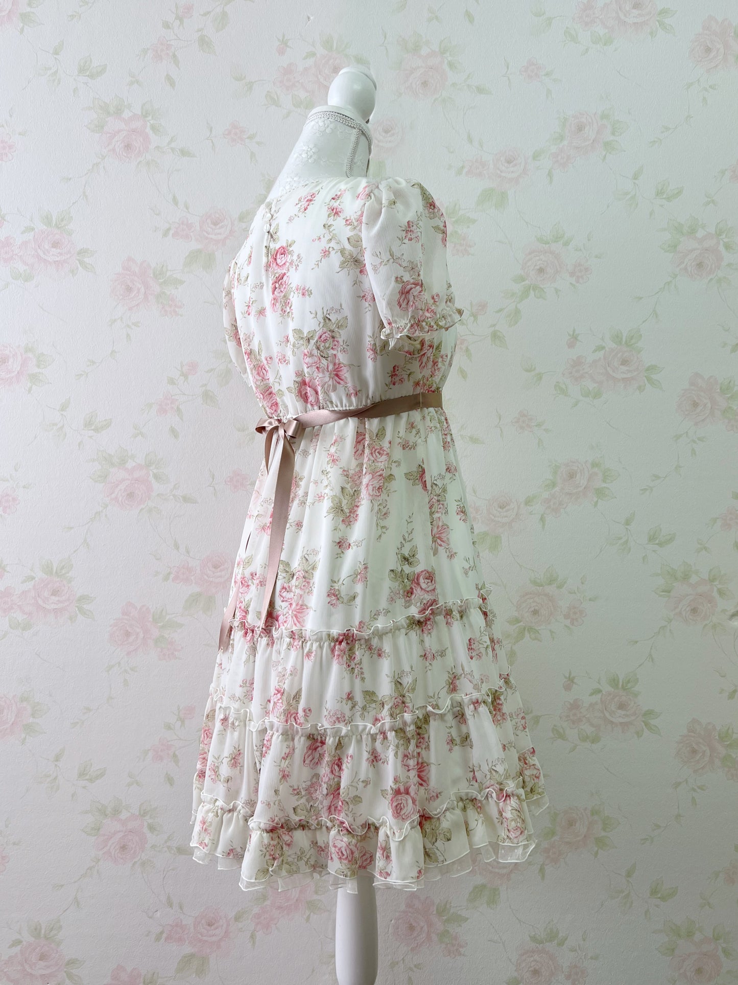 L’EST ROSE Princess Puff Sleeved Chiffon Dress (Ivory)