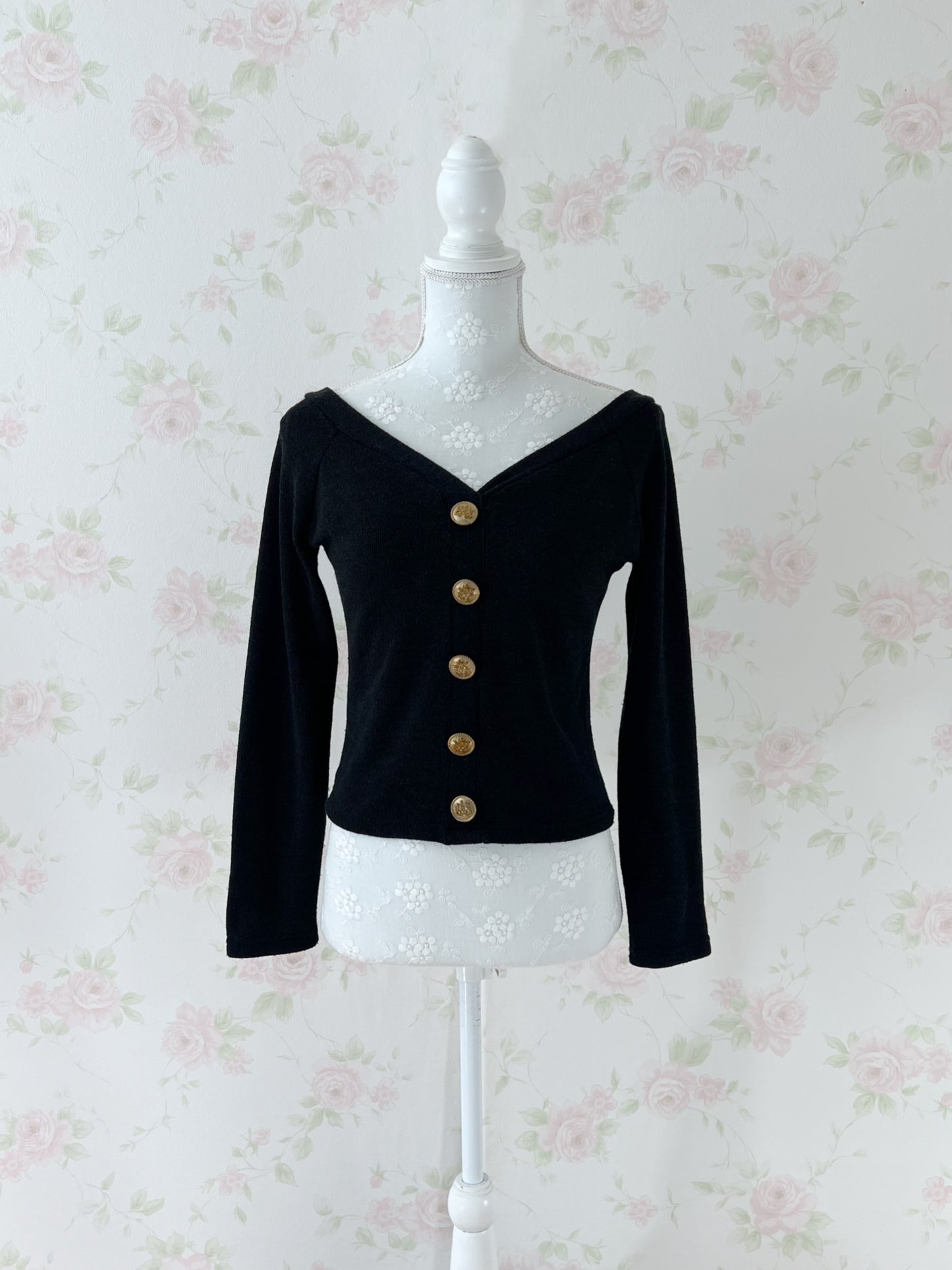 d.i.a Back Chain V Neck Top
