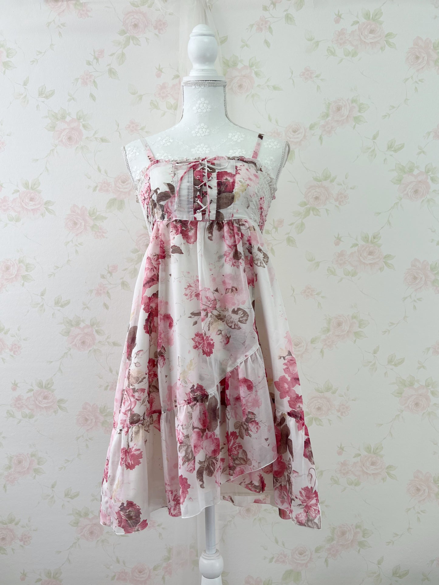(12% OFF) L'EST ROSE Front Laced Up Camisole Dress