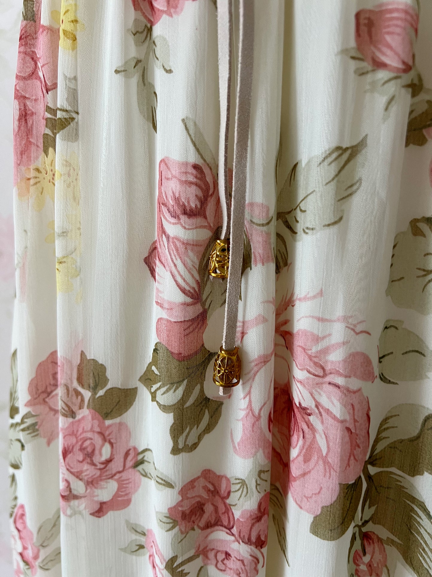 (15% OFF) Pink Mix Rose Long Chiffon Dress