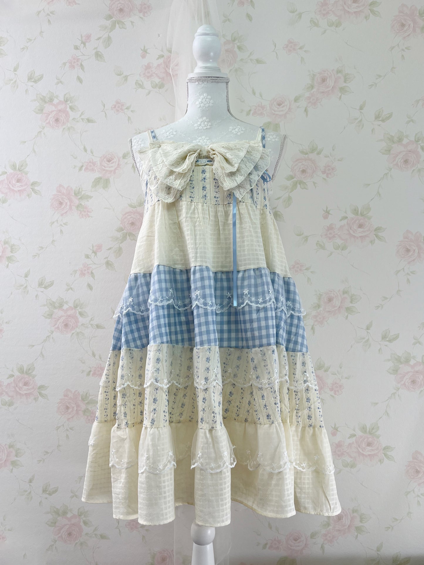 Patchwork Lace Layered Dress (Blue)