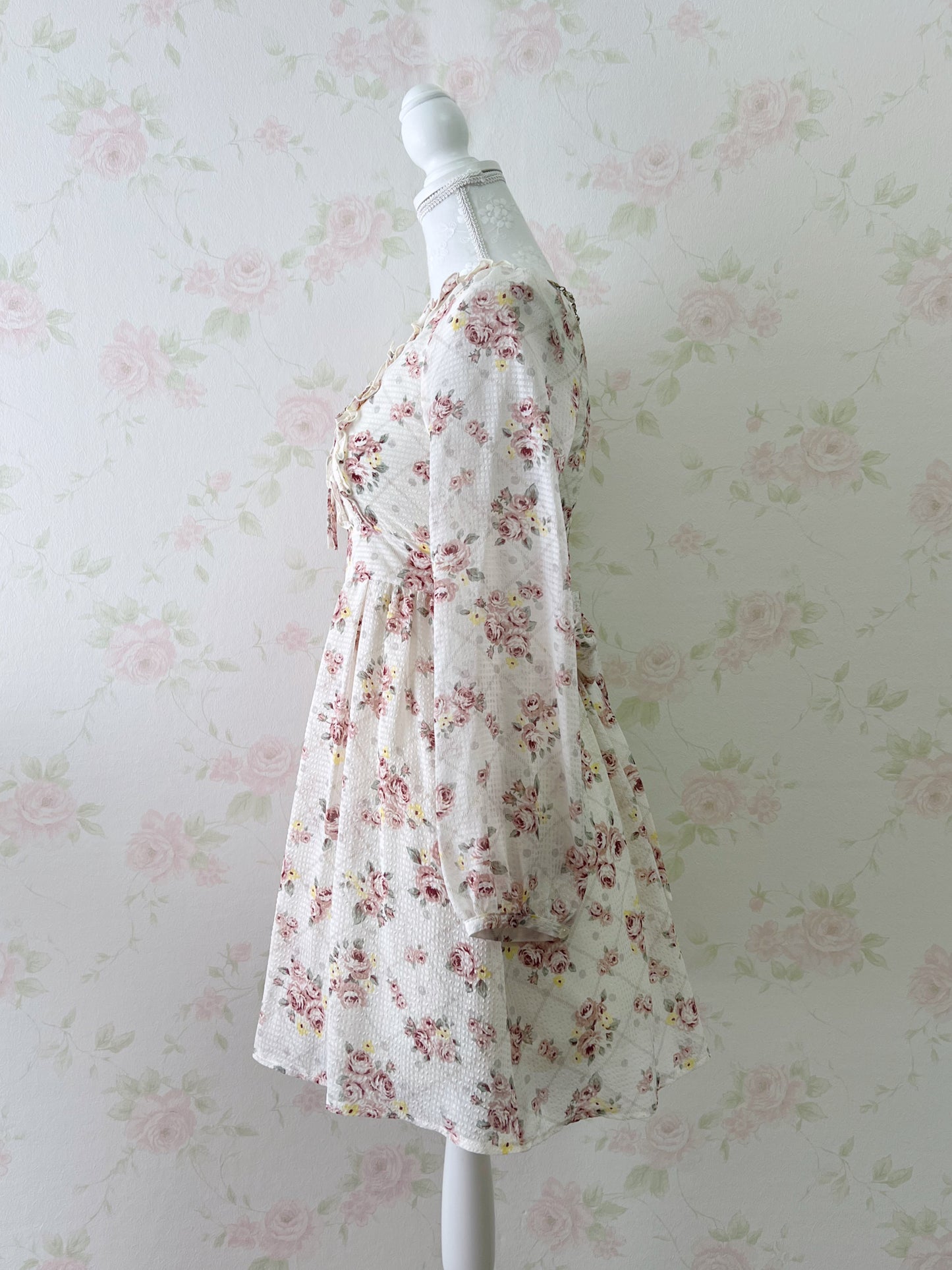 LIZMELO LIZ LISA My Melody Collaboration Floral Dress (White)