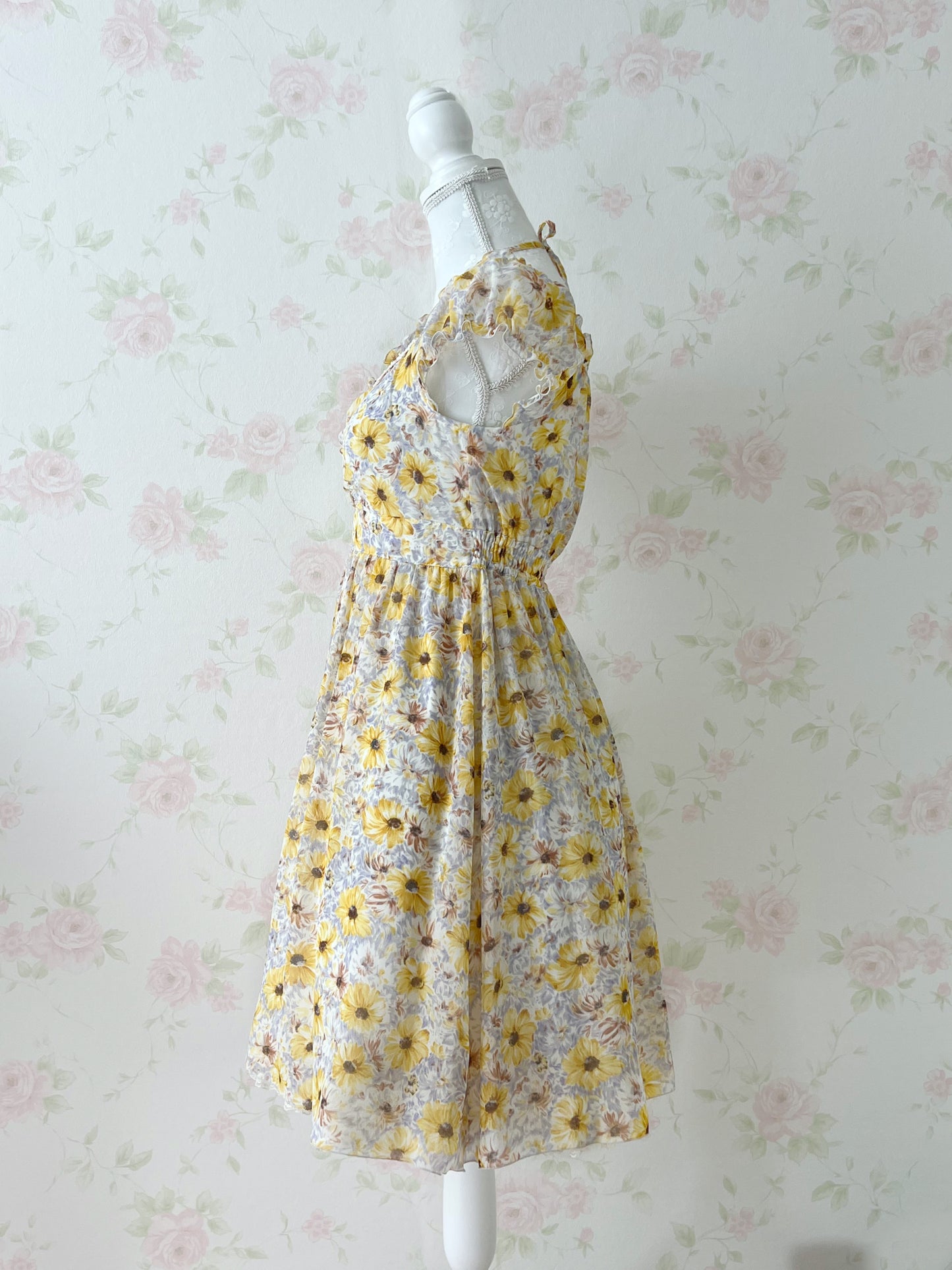 L'EST ROSE Halter Neck Floral Dress (Yellow)