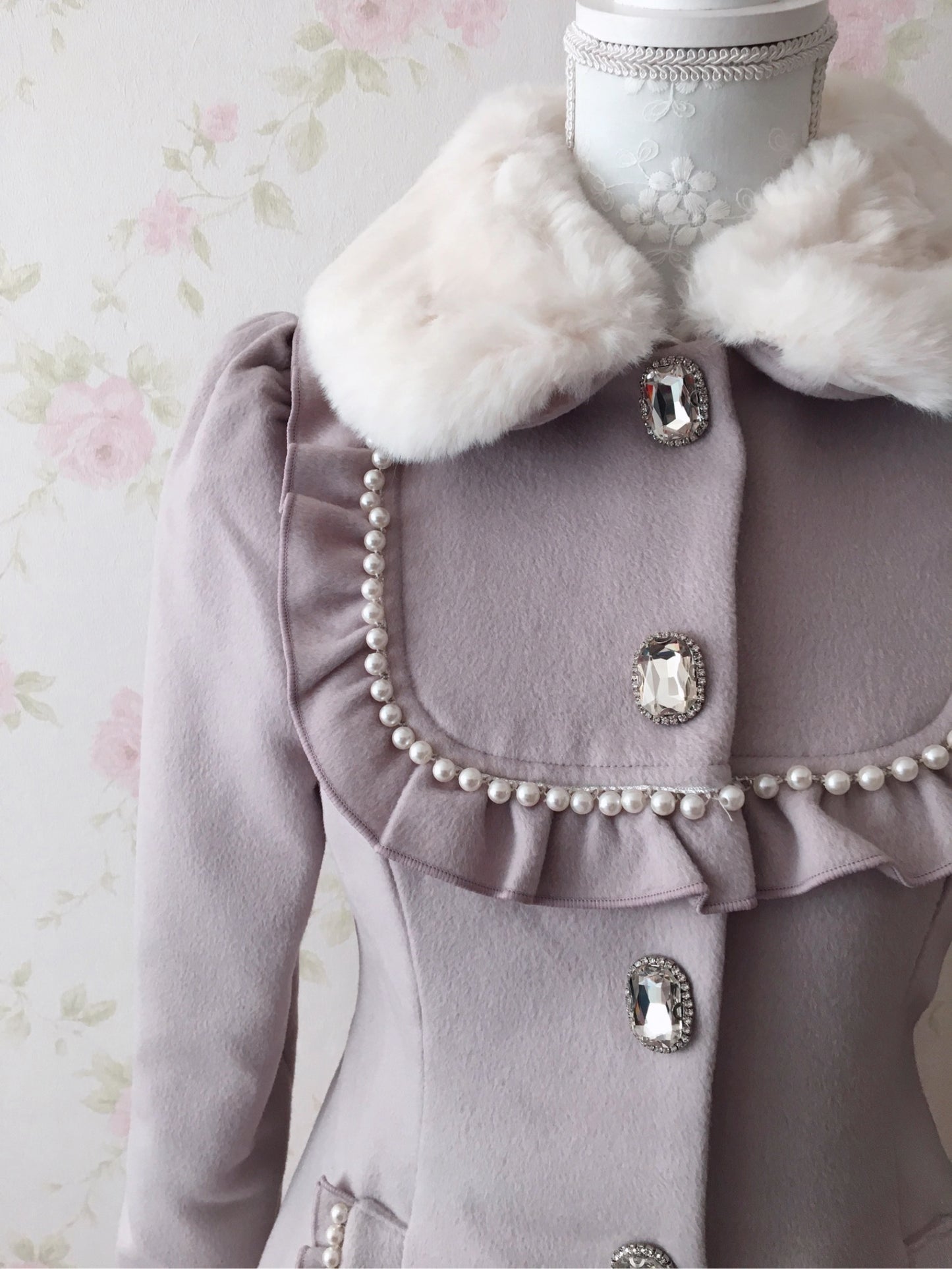 (25% OFF) Ank Rouge Crystal Heart Dolly Coat (Pink)