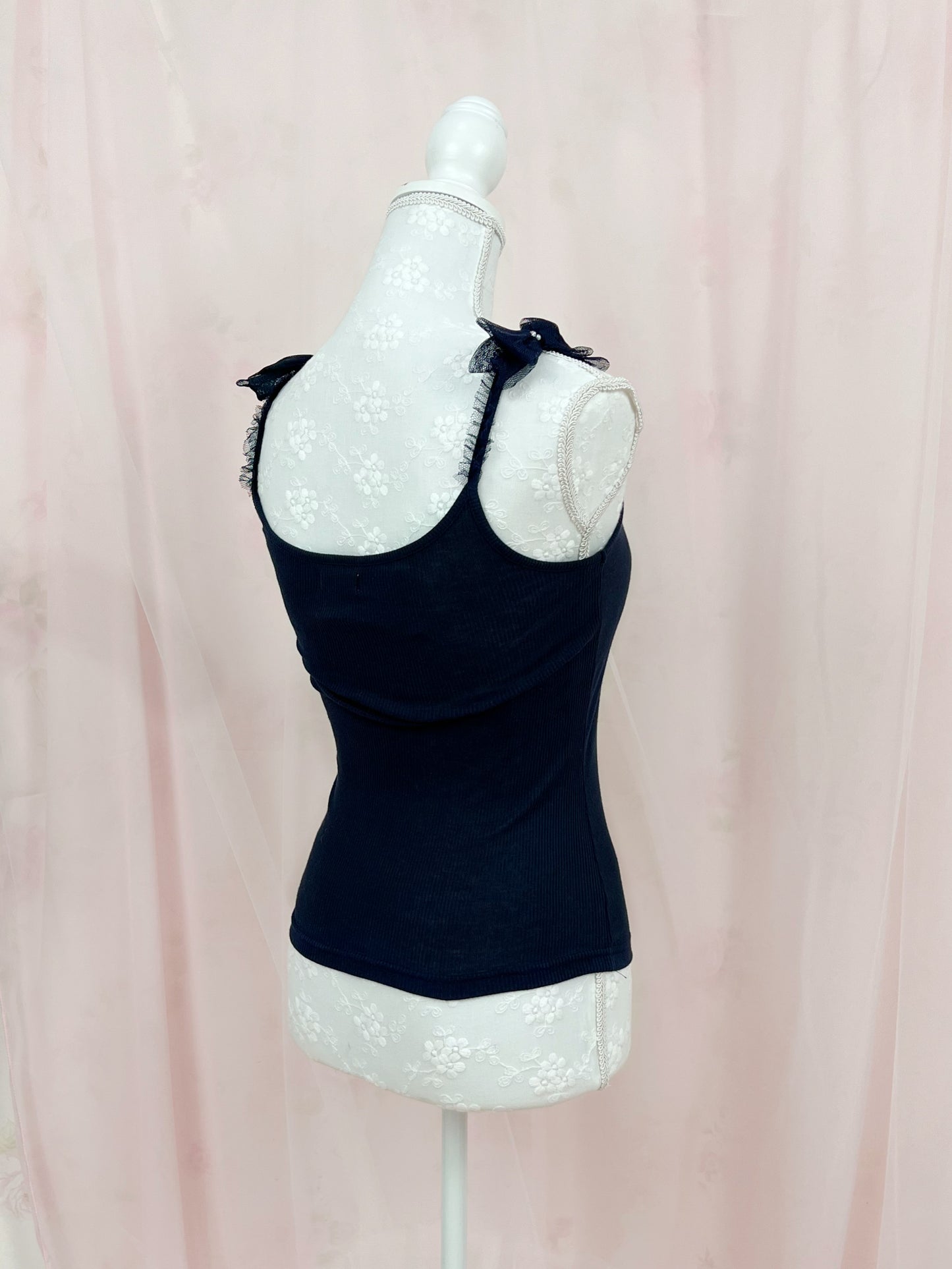 (18% OFF) LIZ LISA Tulle Bow Camisole (Navy)