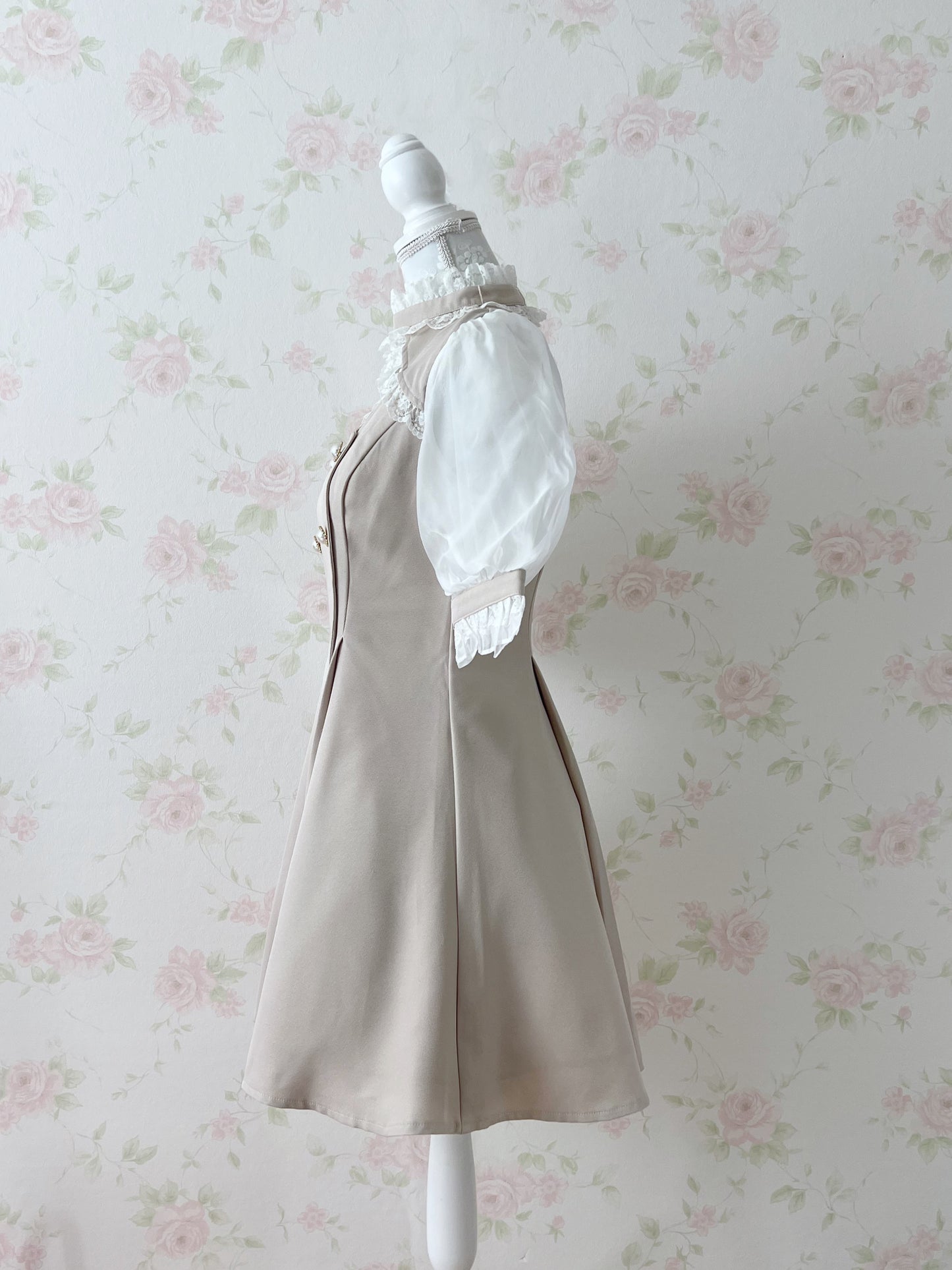 ROJITA Organdy Puff Sleeved Pearl Button Dress (Beige)