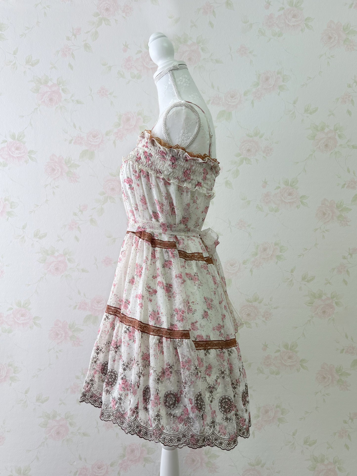 L’EST ROSE Petite Floral Lace Camisole Dress (Ivory)