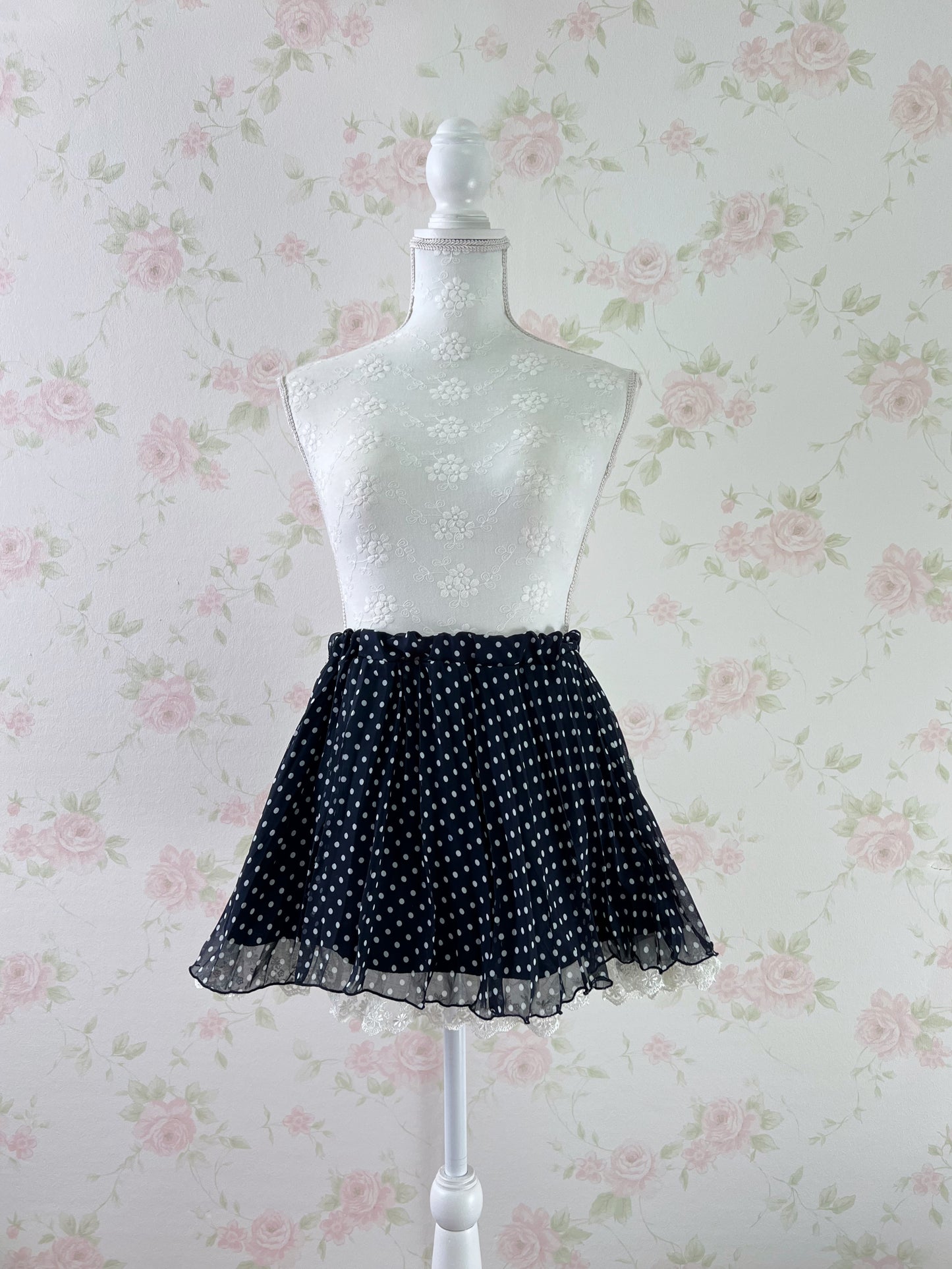 Honey’s Polka Dot Lace Hem Pleated Skirt