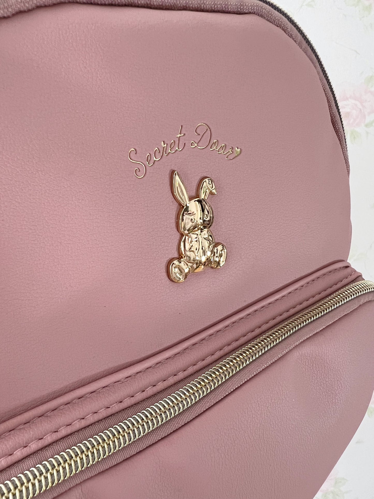 (22% OFF)Bunny Side Laced Up Backpack (Pink)