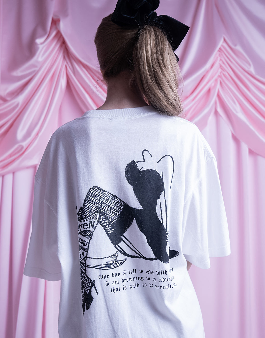 AVENCHUMU Lady T-shirt