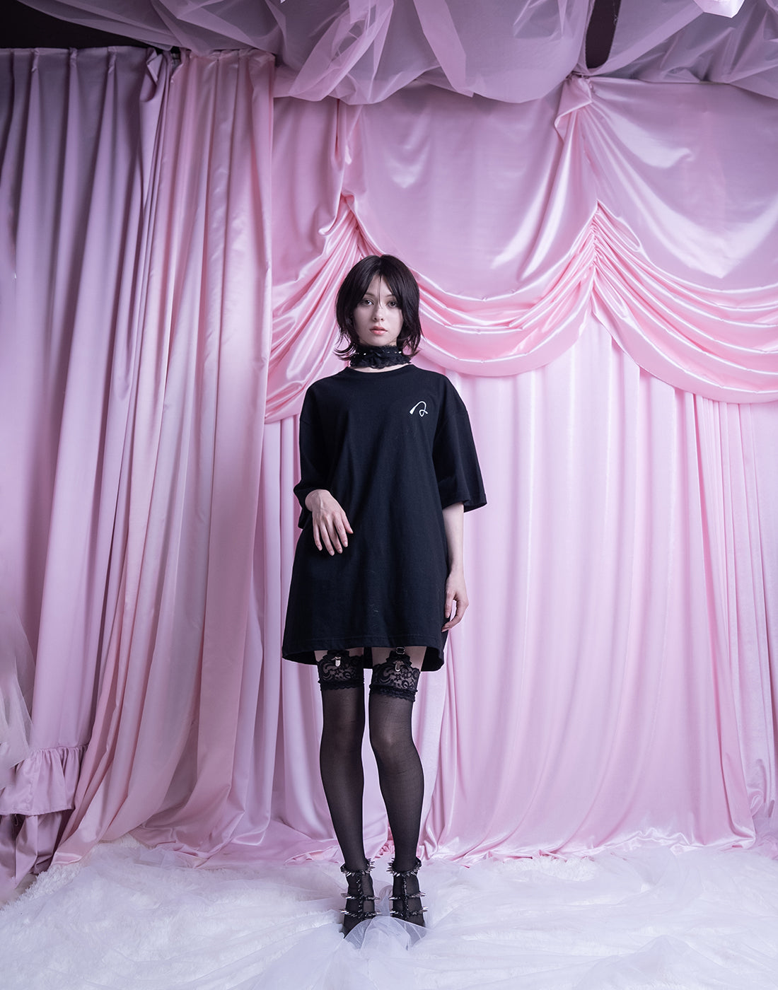 AVENCHUMU Lady T-shirt