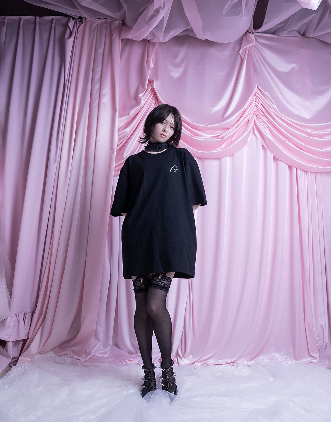 AVENCHUMU Lady T-shirt