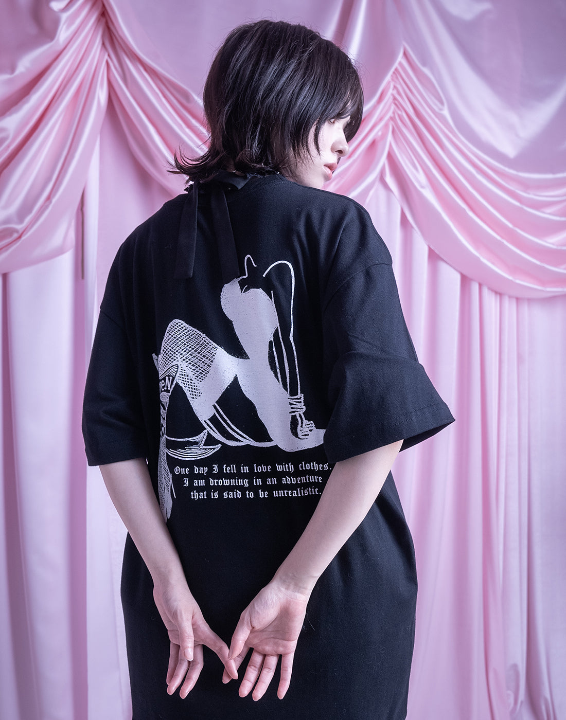 AVENCHUMU Lady T-shirt