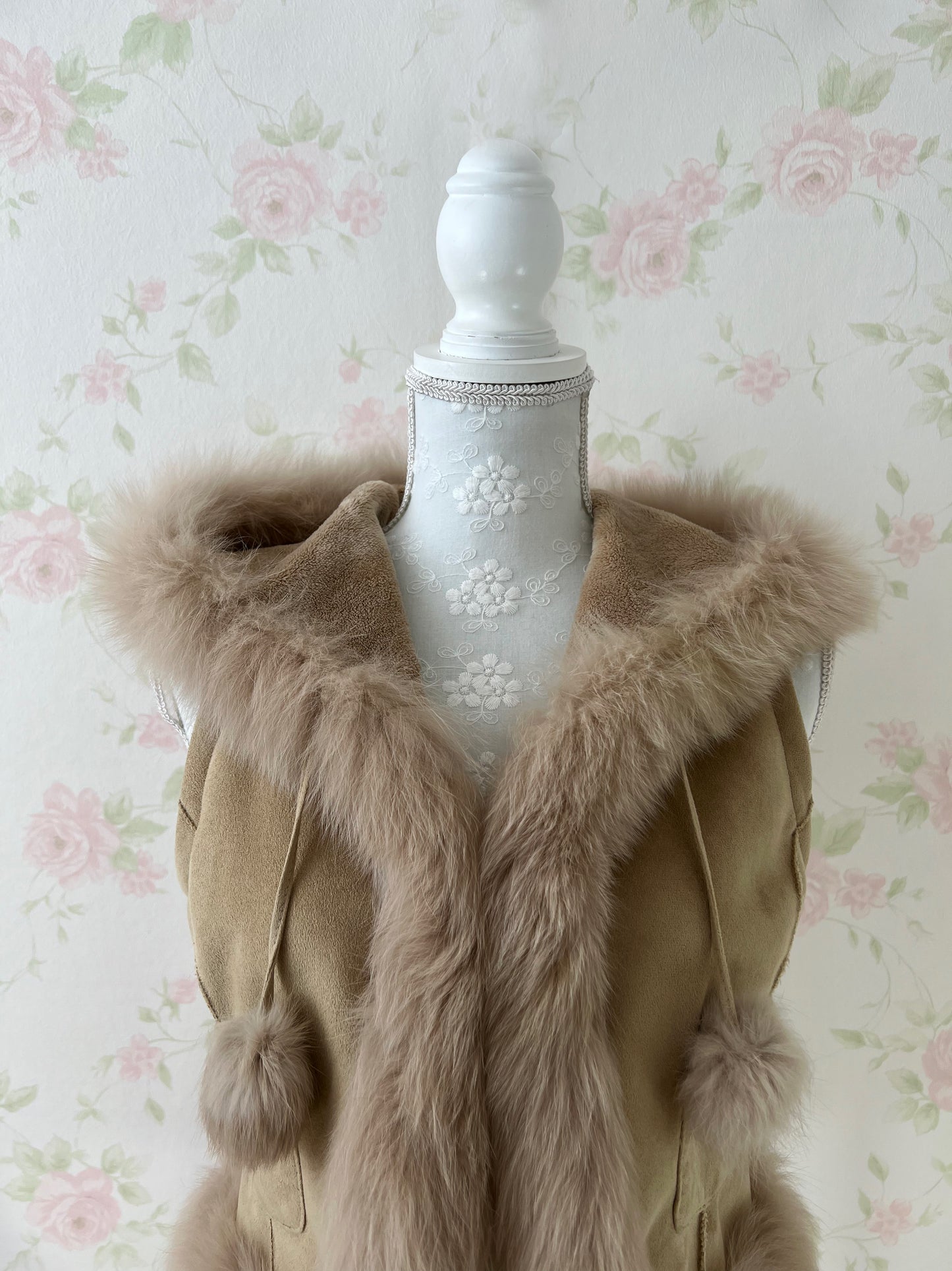 CECIL McBEE Deer Fur Vest