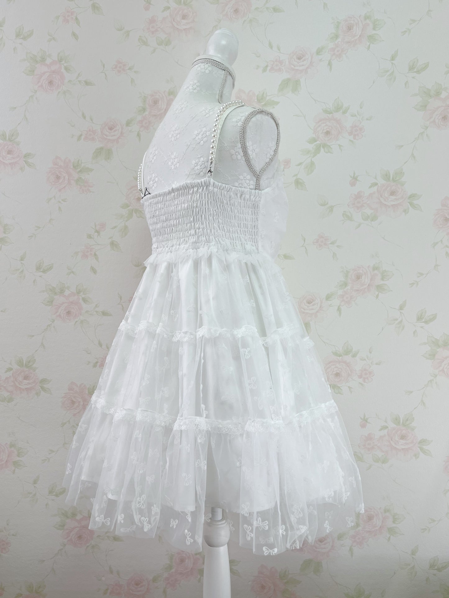 Ank Rouge Bow Patterned Pearl Strap Dress (Pure White)