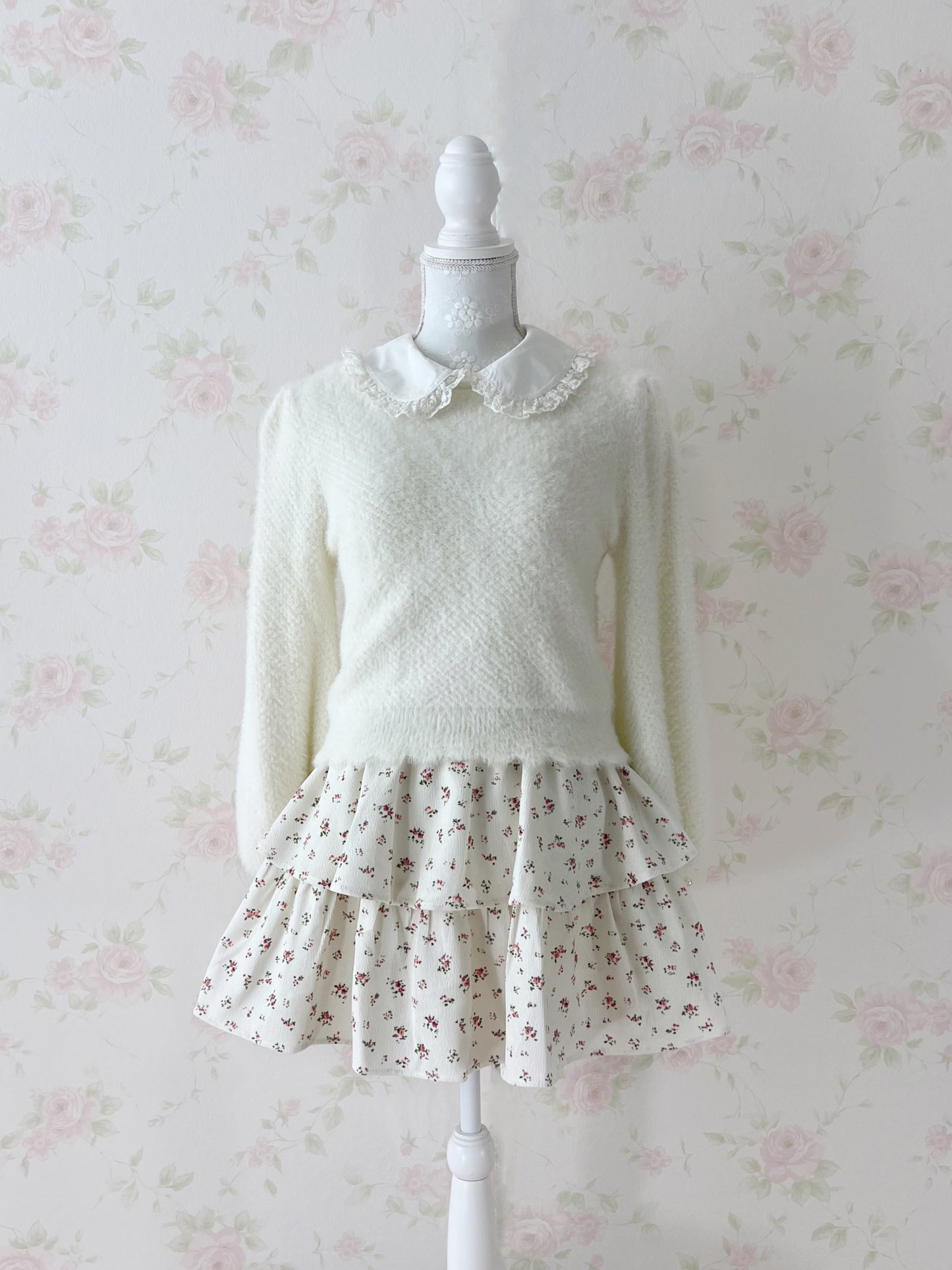 Petite Floral Layered Skirt (white)