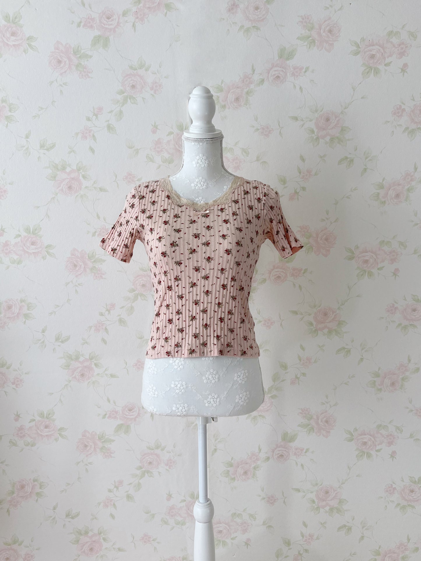 L’EST ROSE Petite Rose Cotton T-Shirt