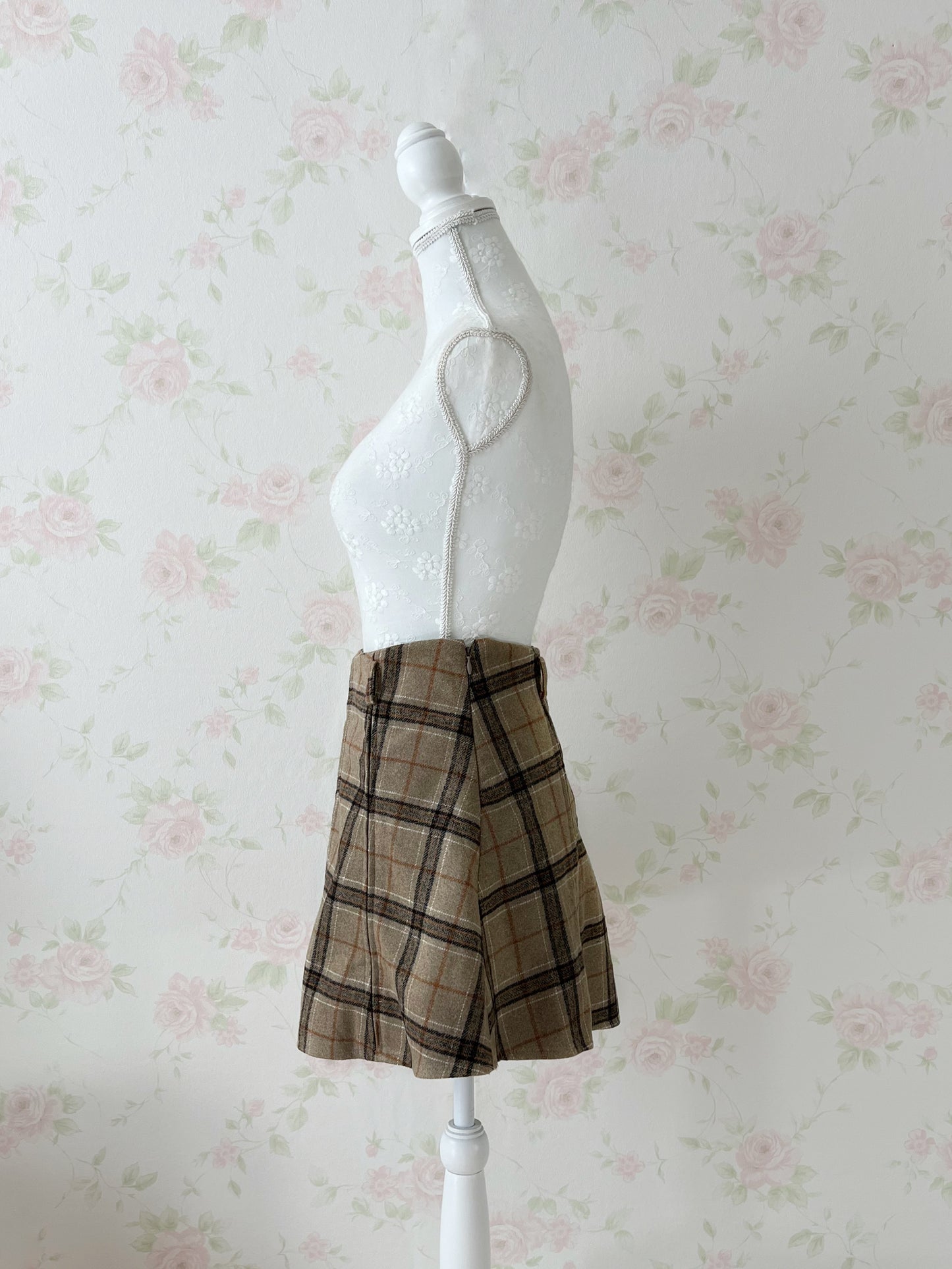 dazzlin Checked Skirt (Caramel Brown)