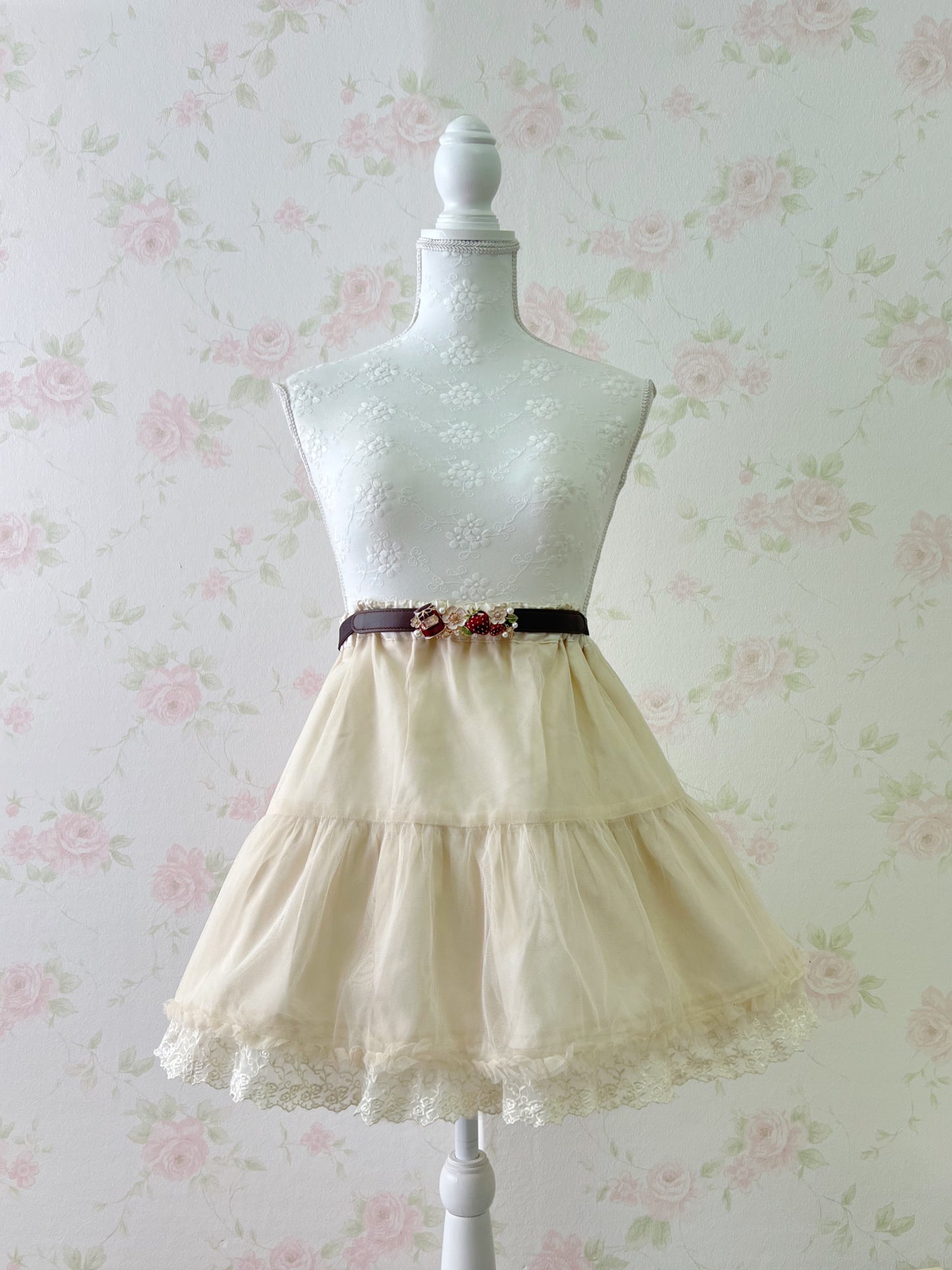 ARROW Tulle Lace Hem Skirt