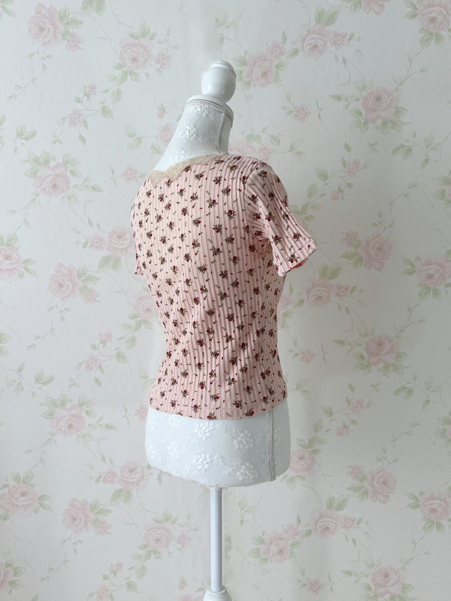 L’EST ROSE Petite Rose Cotton T-Shirt