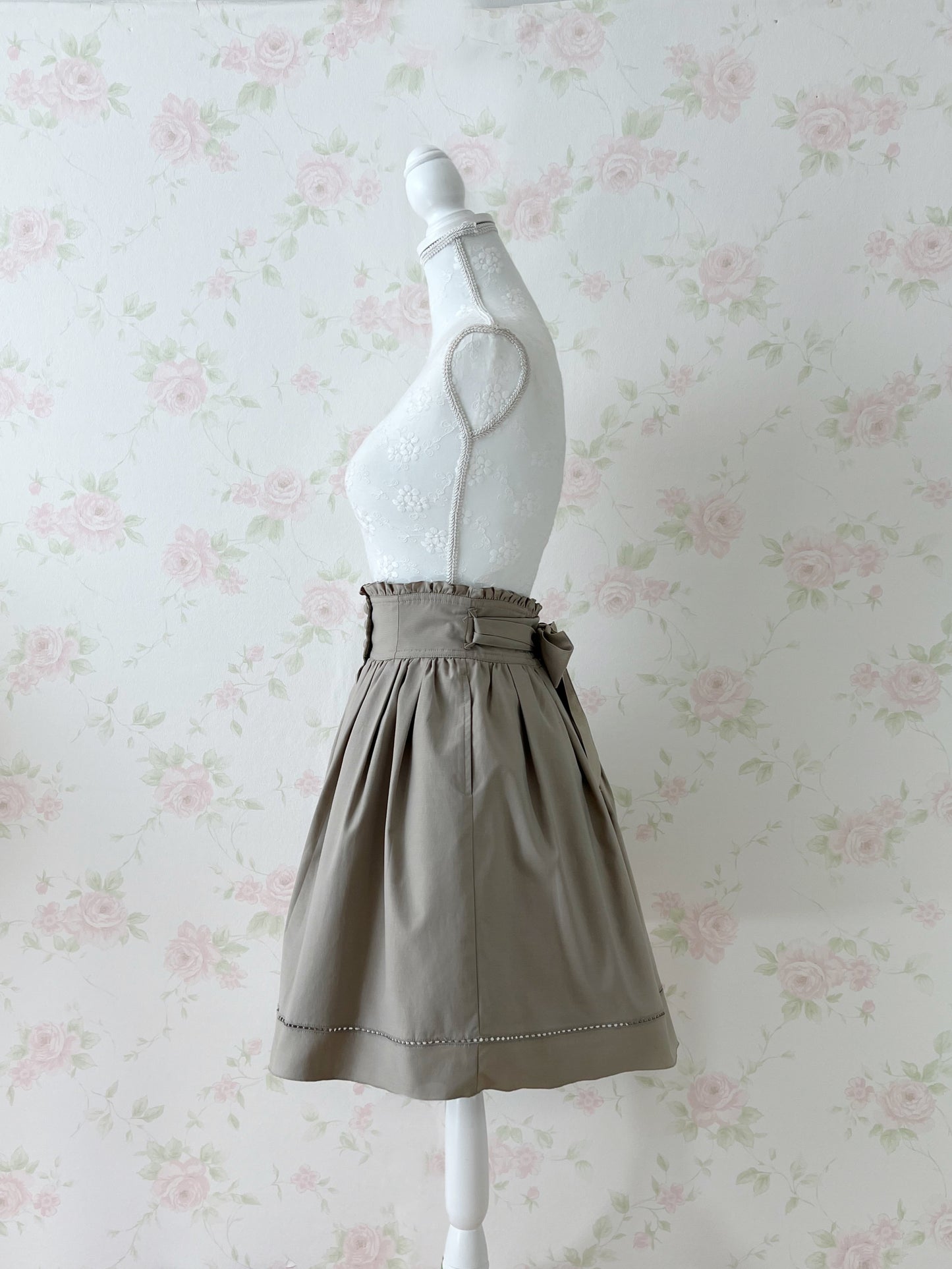 L’EST ROSE Button Up High Waist Skirt