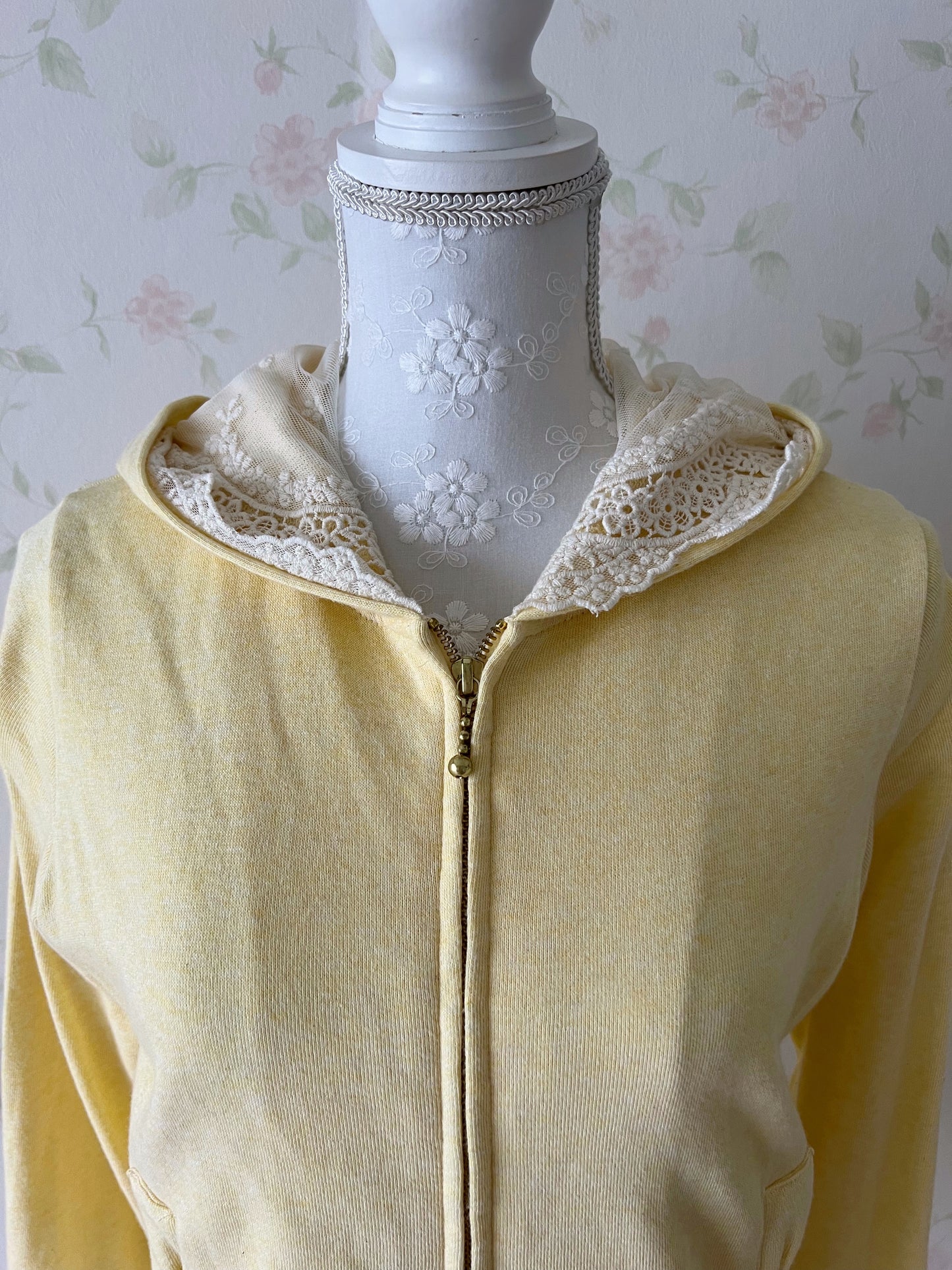 earth music & ecology Bow Pocket Lace Hoodie
