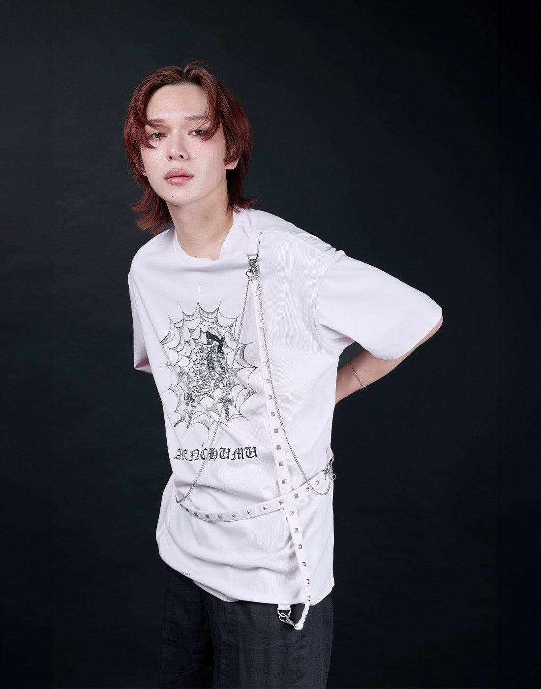 AVENCHUMU Skull illustration print studded cross t-shirt