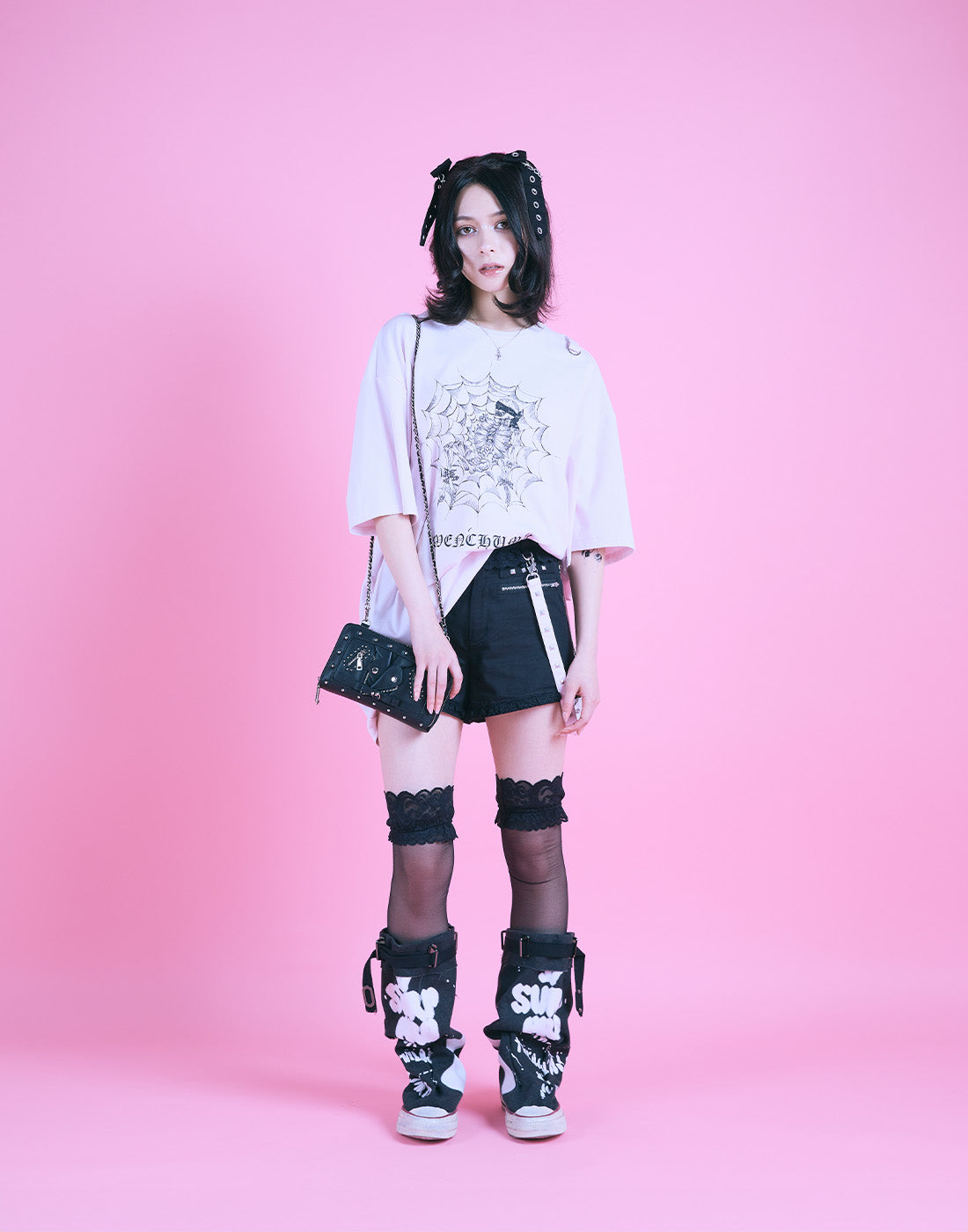 AVENCHUMU Skull illustration print studded cross t-shirt